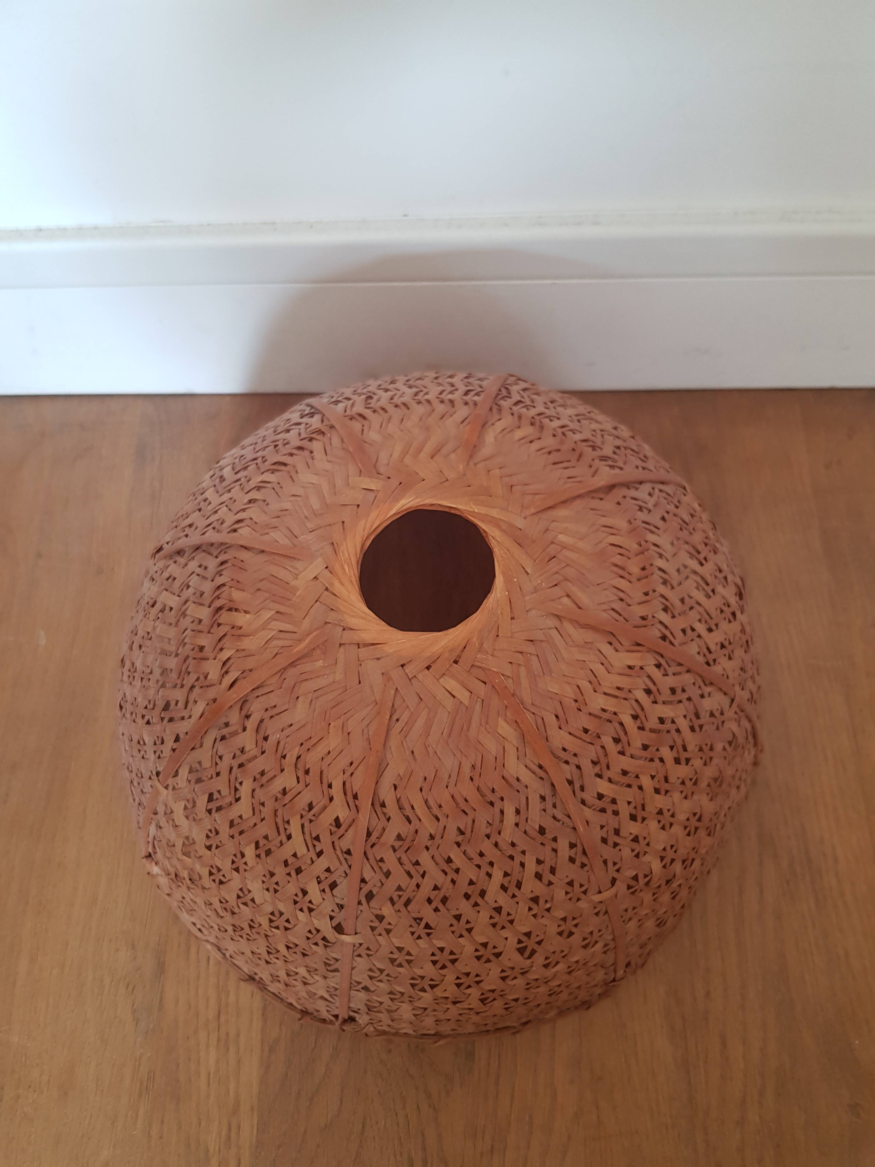 Abat-jour de suspension en rotin