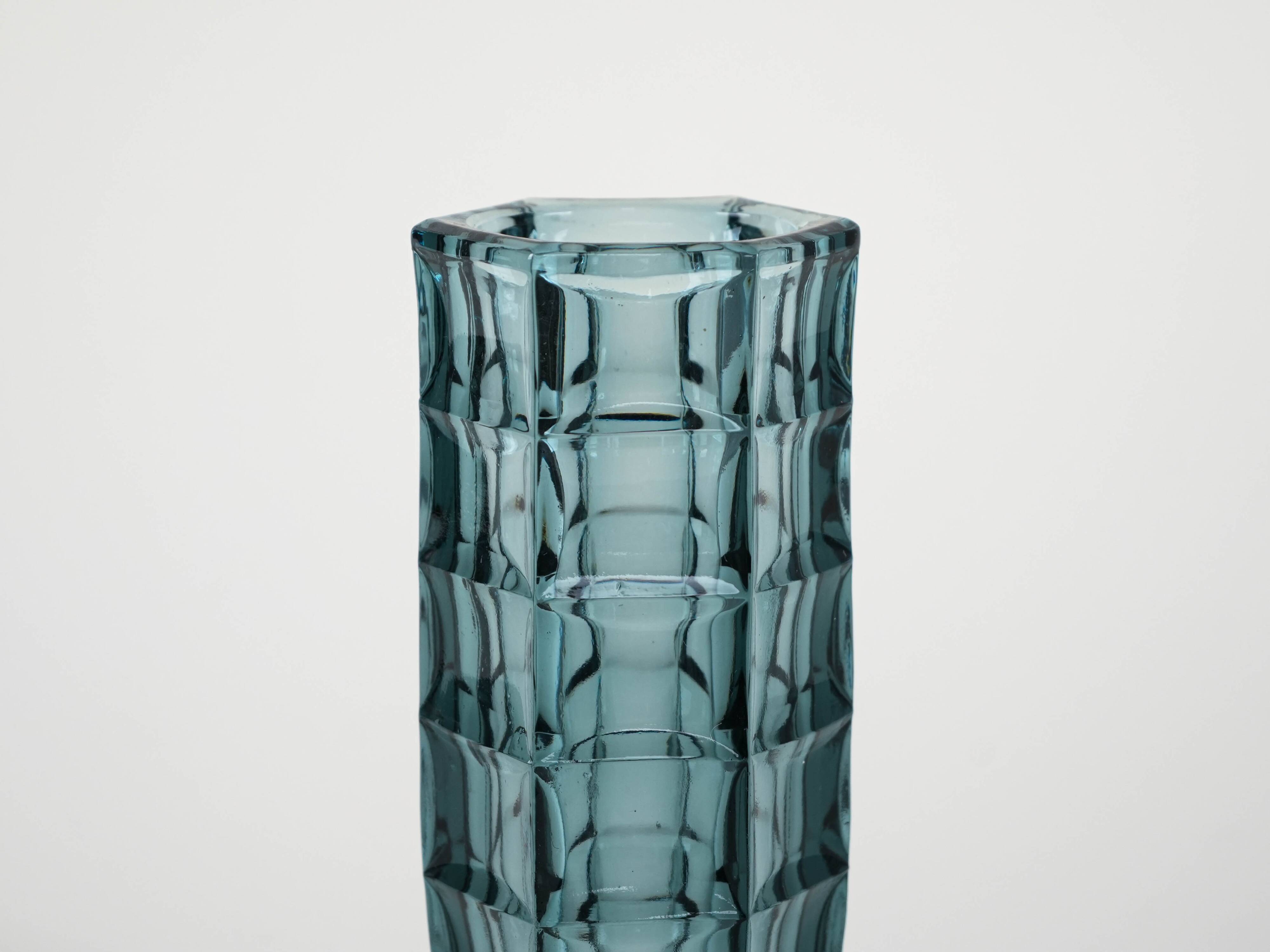 Glass vase, Polish design, 1971, designer: Bogdan Kupczyk