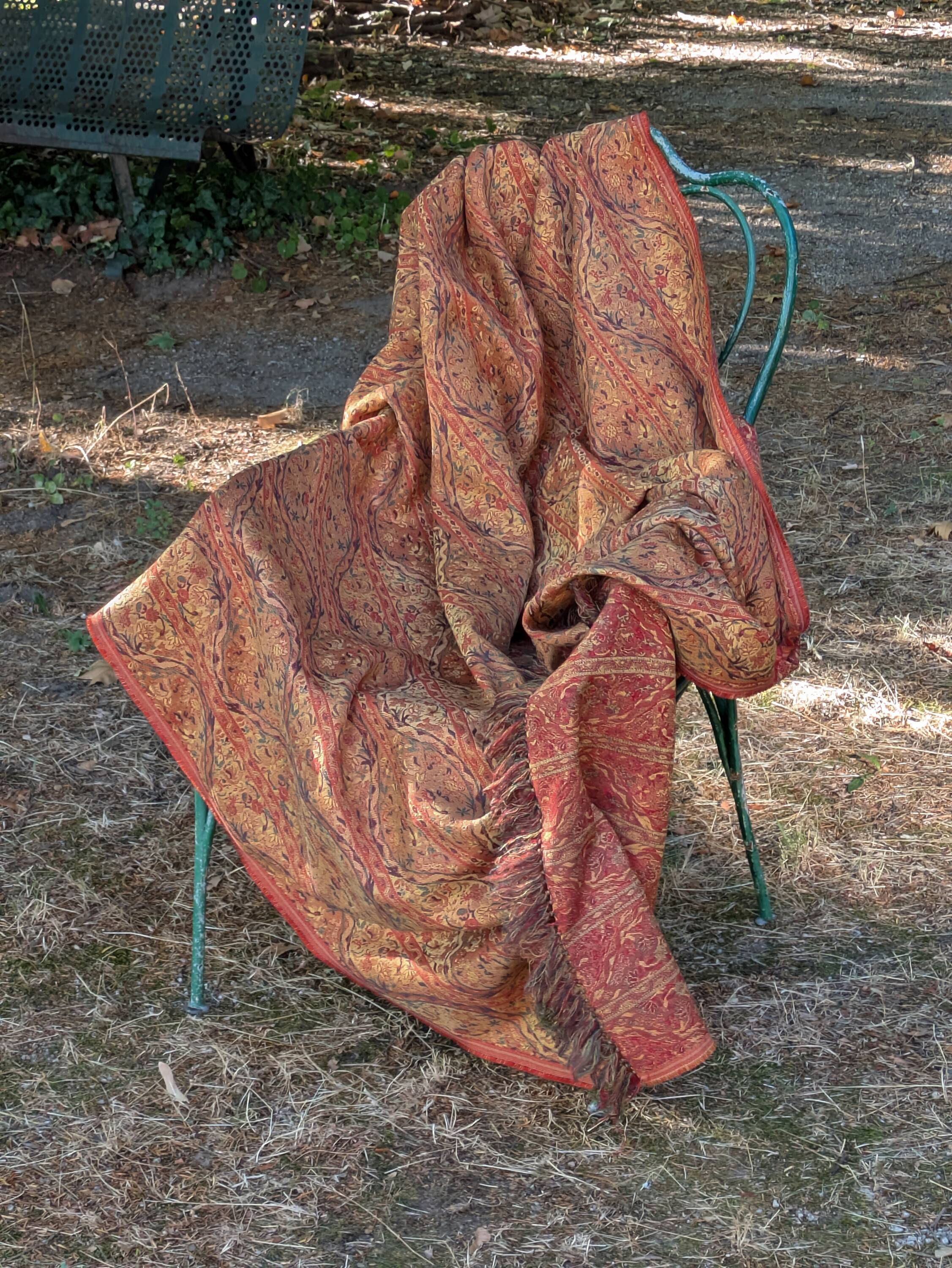 Plaid en laine tissée jacquard à décor Jamawar réversible