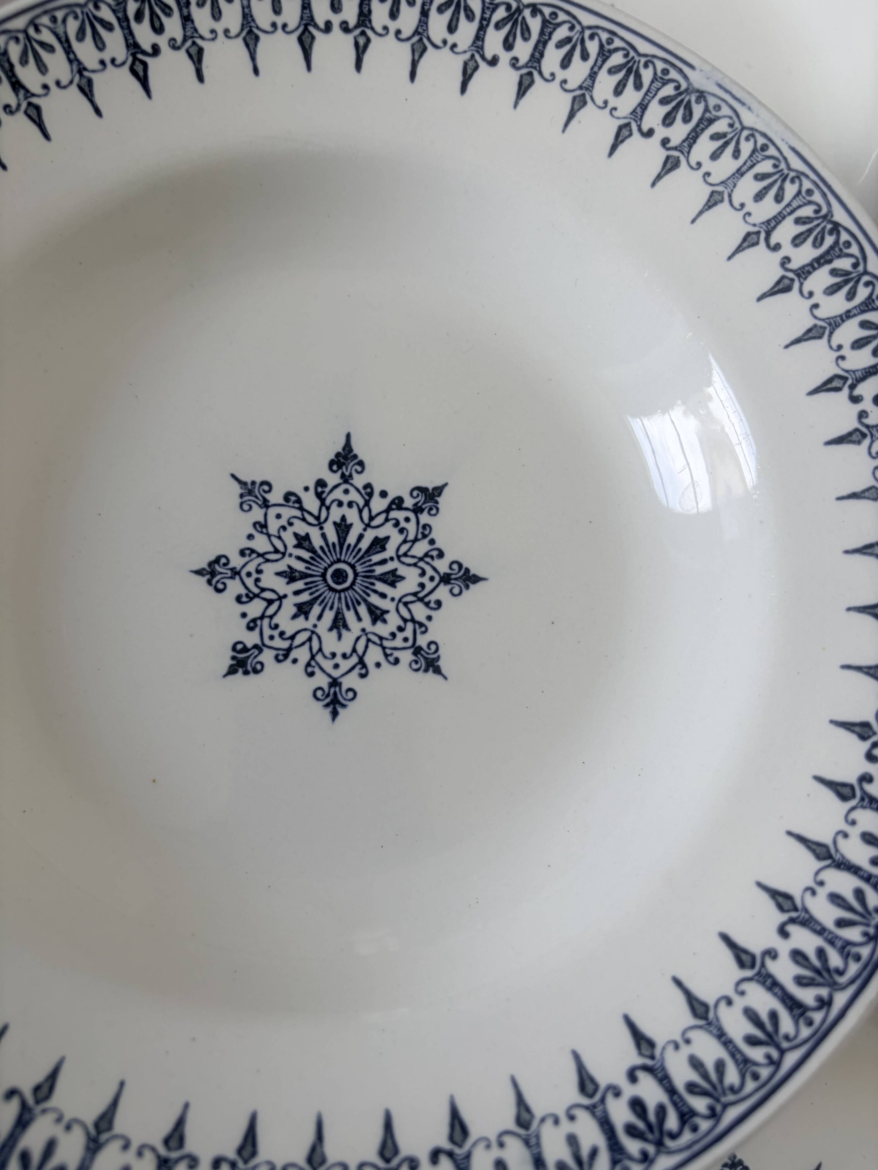 4 deep plates from St Amand model Primax 211240