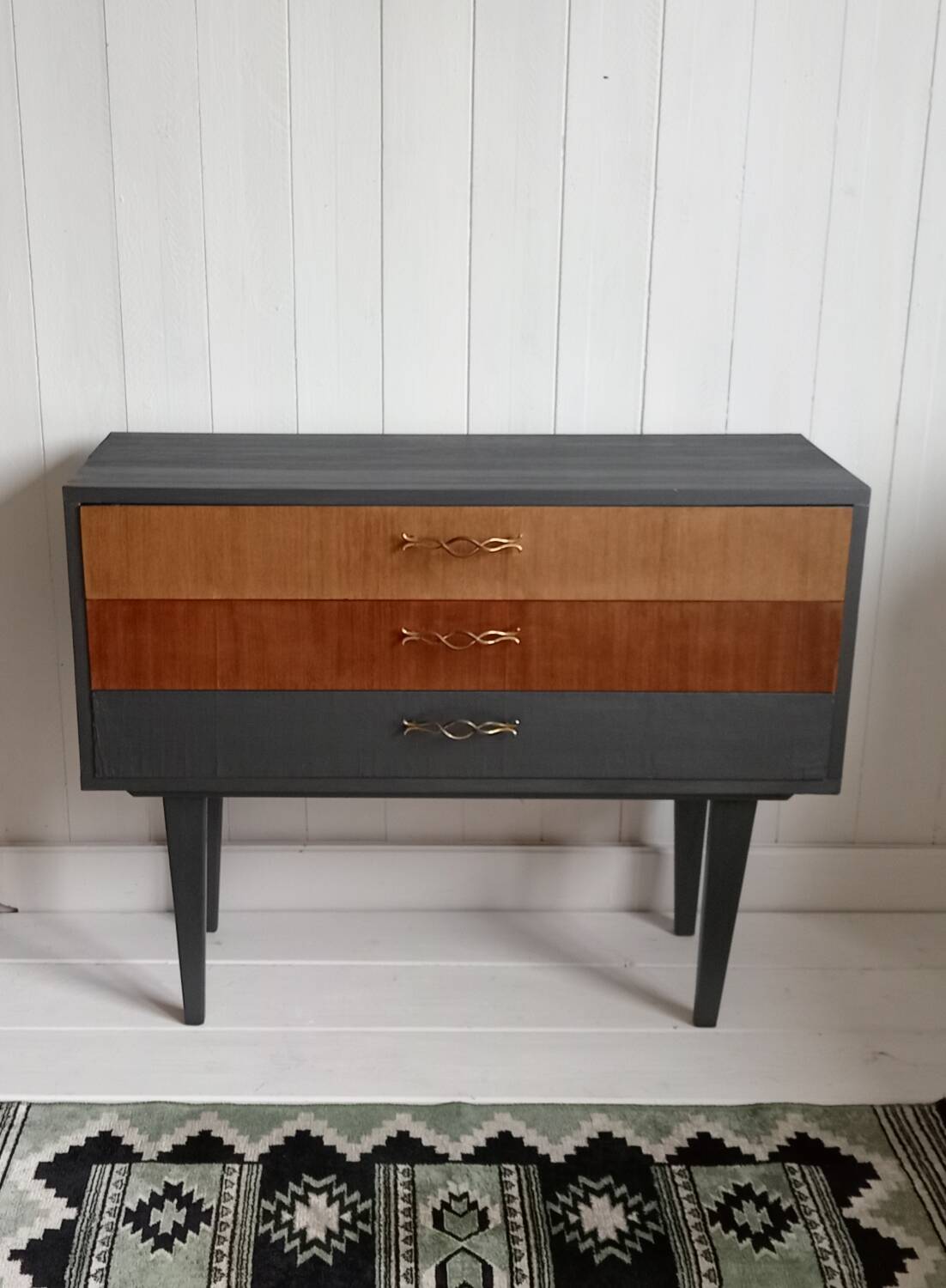 Chest of drawers, console in cherry