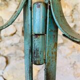 Screen, Art Deco wrought iron with floral decorations circa 30's