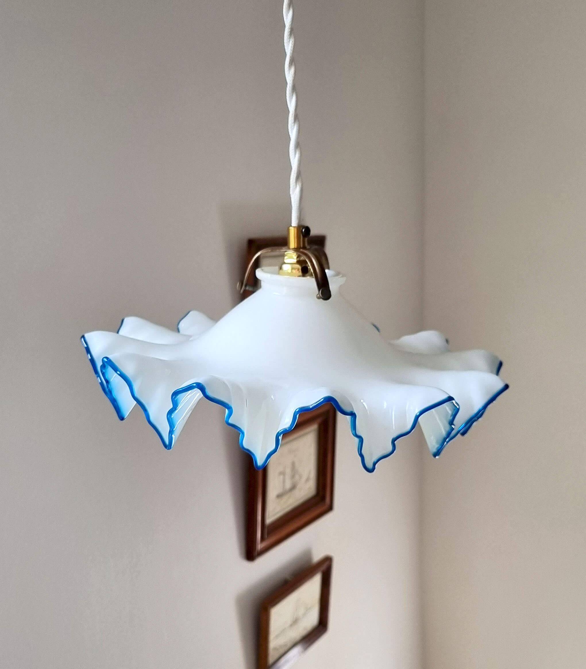 Narcissus pendant light