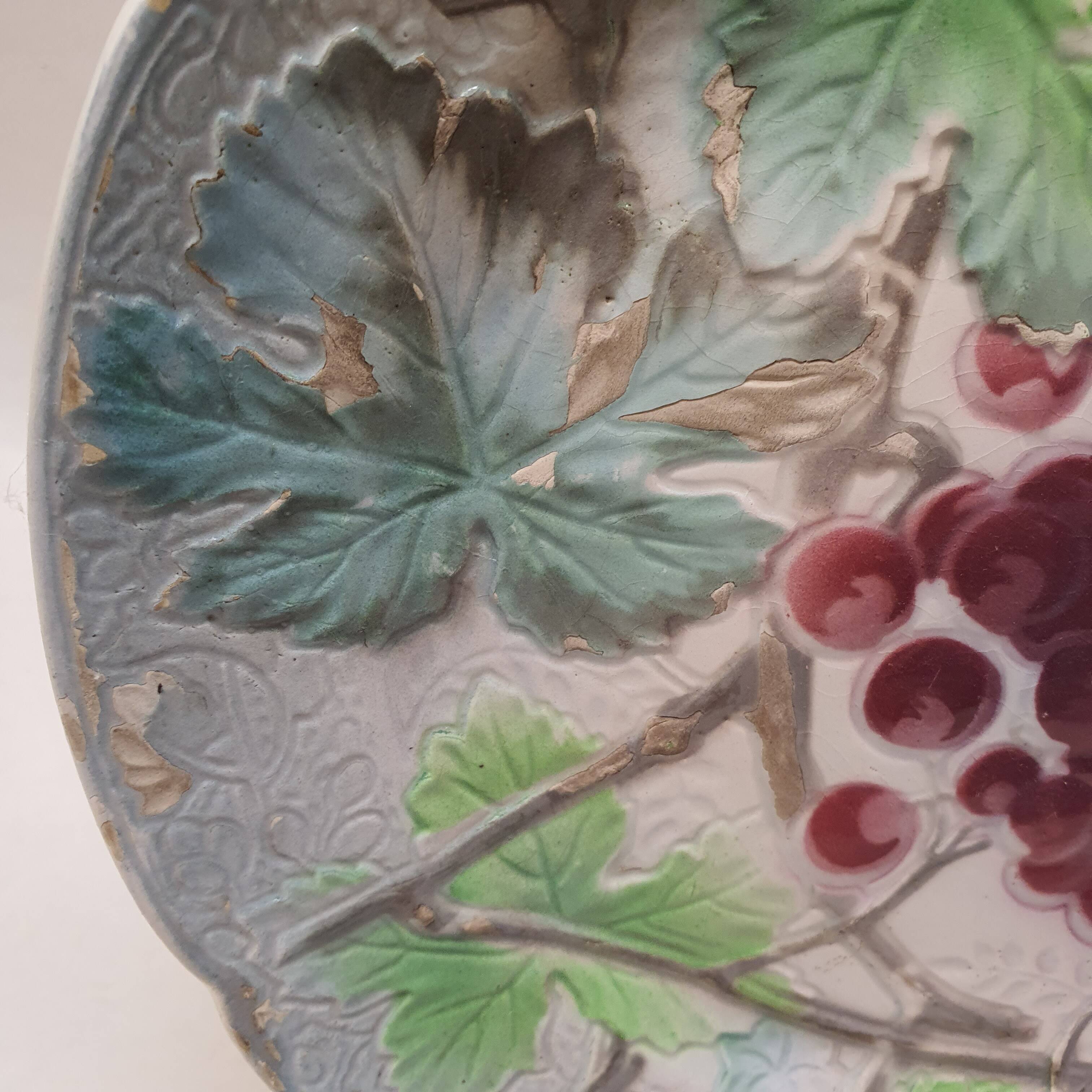 Decorative Plate Barbotine St Clément Made In France Vintage Grape Pattern