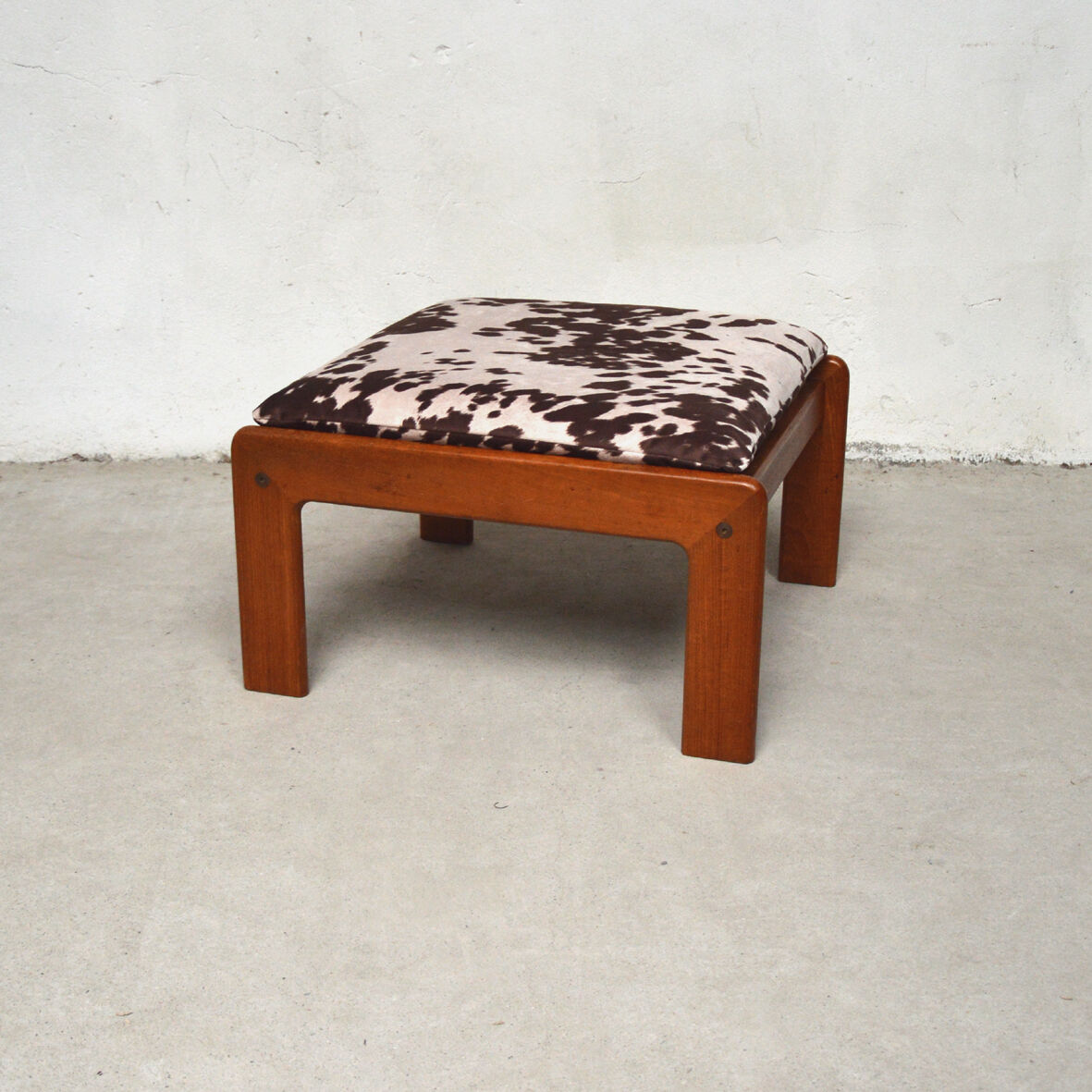 Pair of Danish teak armchairs and footrests, 1960