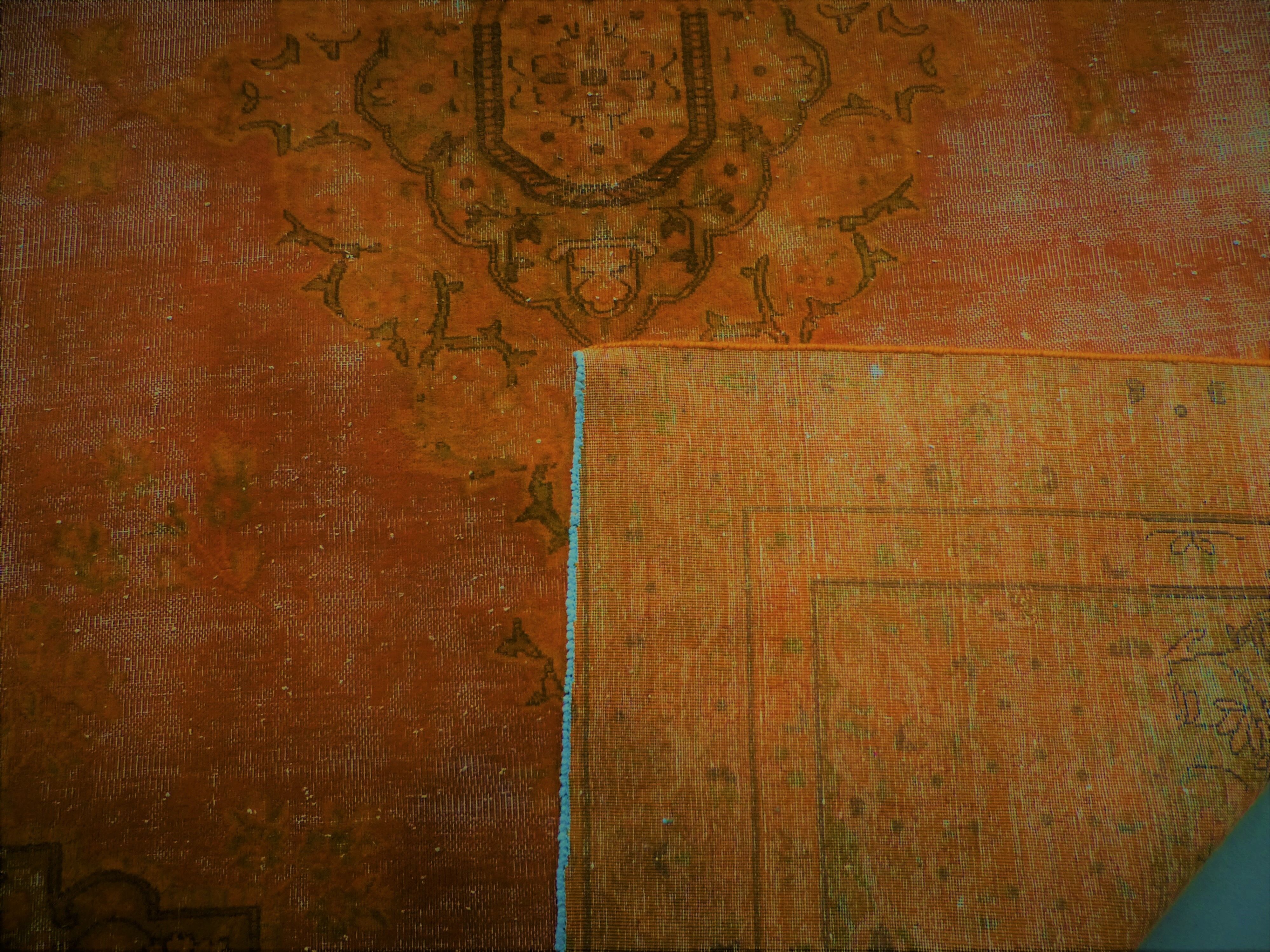 Vintage carpet orange 300 x 209 cm