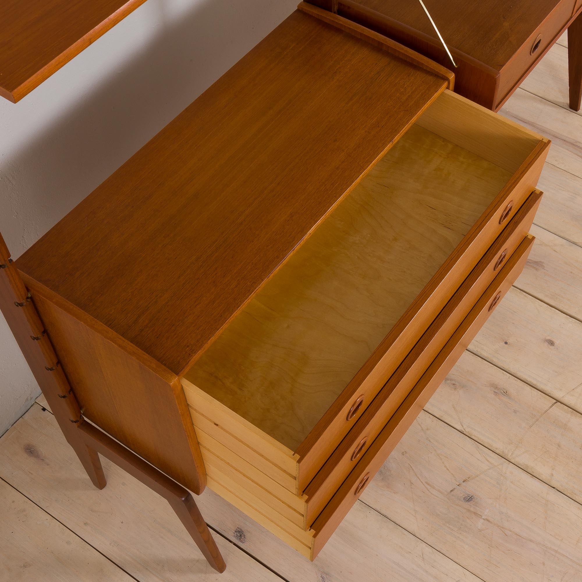 Scandinavian modern freestanding bookcase Ergo by John Texemon, Norway, 1960s.