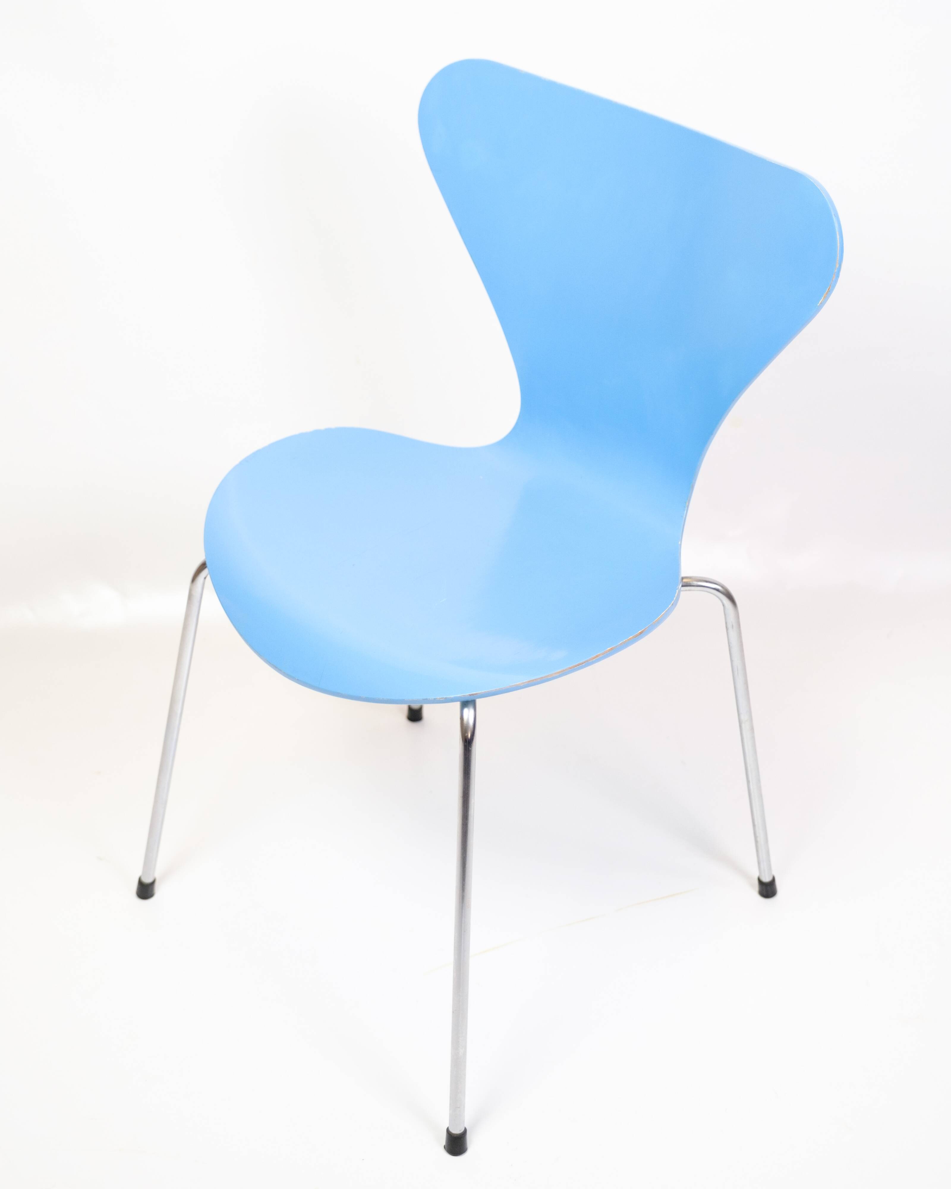Set Of 5 Seven Chairs Model 3107 In Light Blue By Arne Jacobsen From 1980s