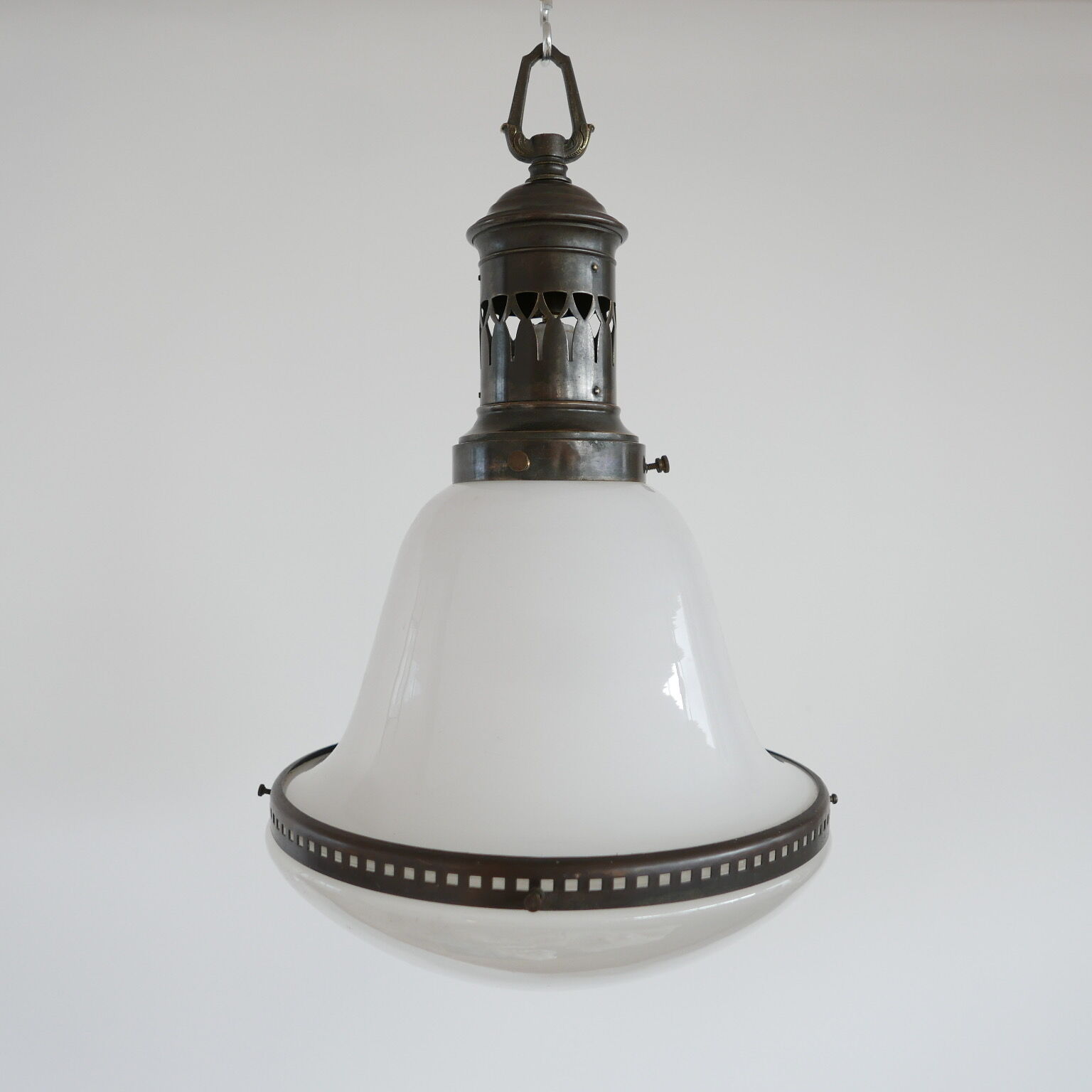 Opaline hanging lamp
