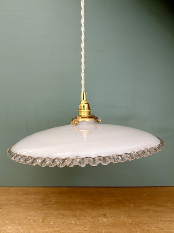 Suspension abat-jour vintage en opaline XXL
