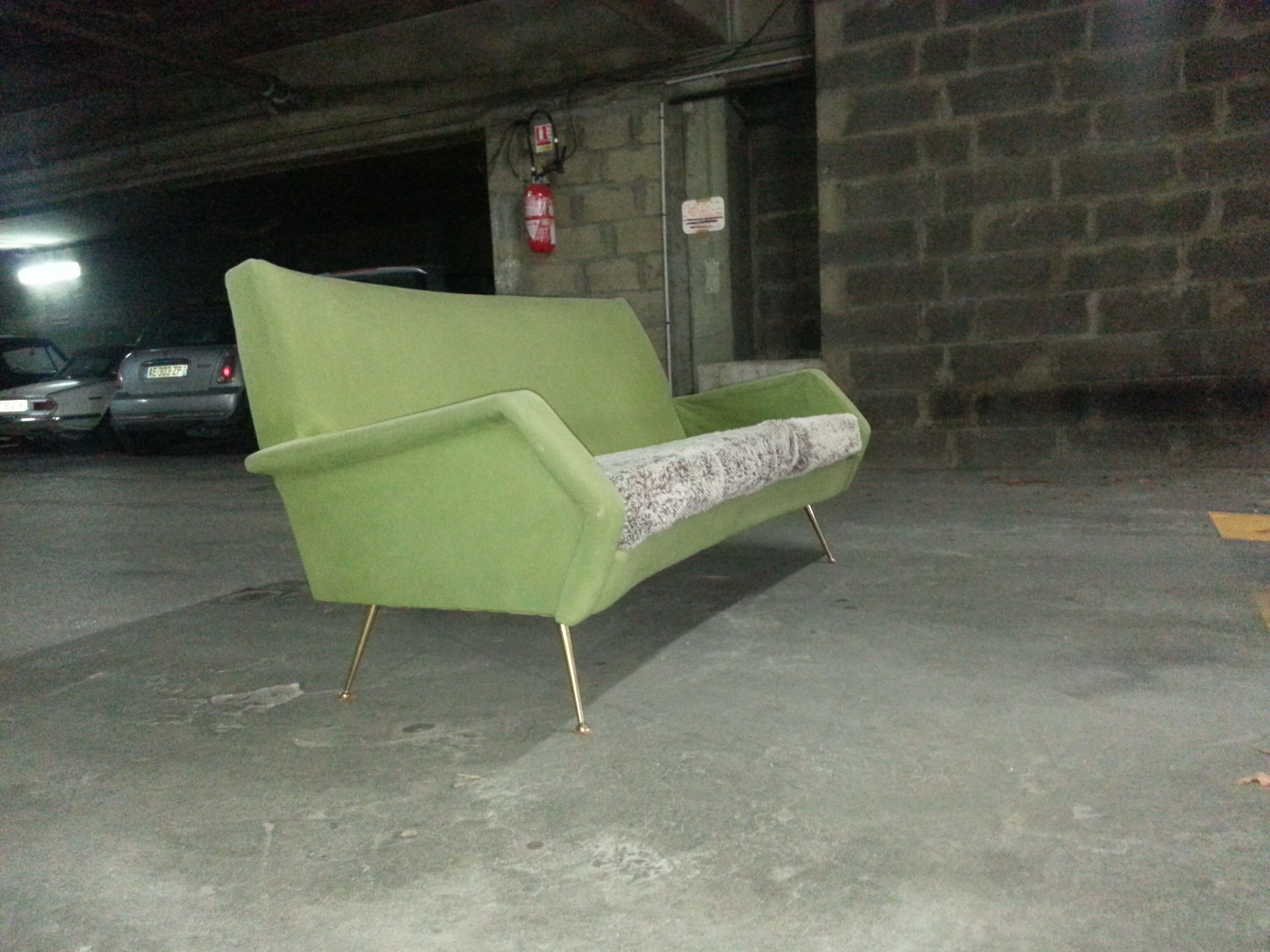 Canapé de style italien, travail années 60