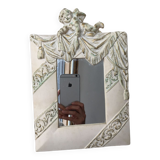 Mirror to pose angel