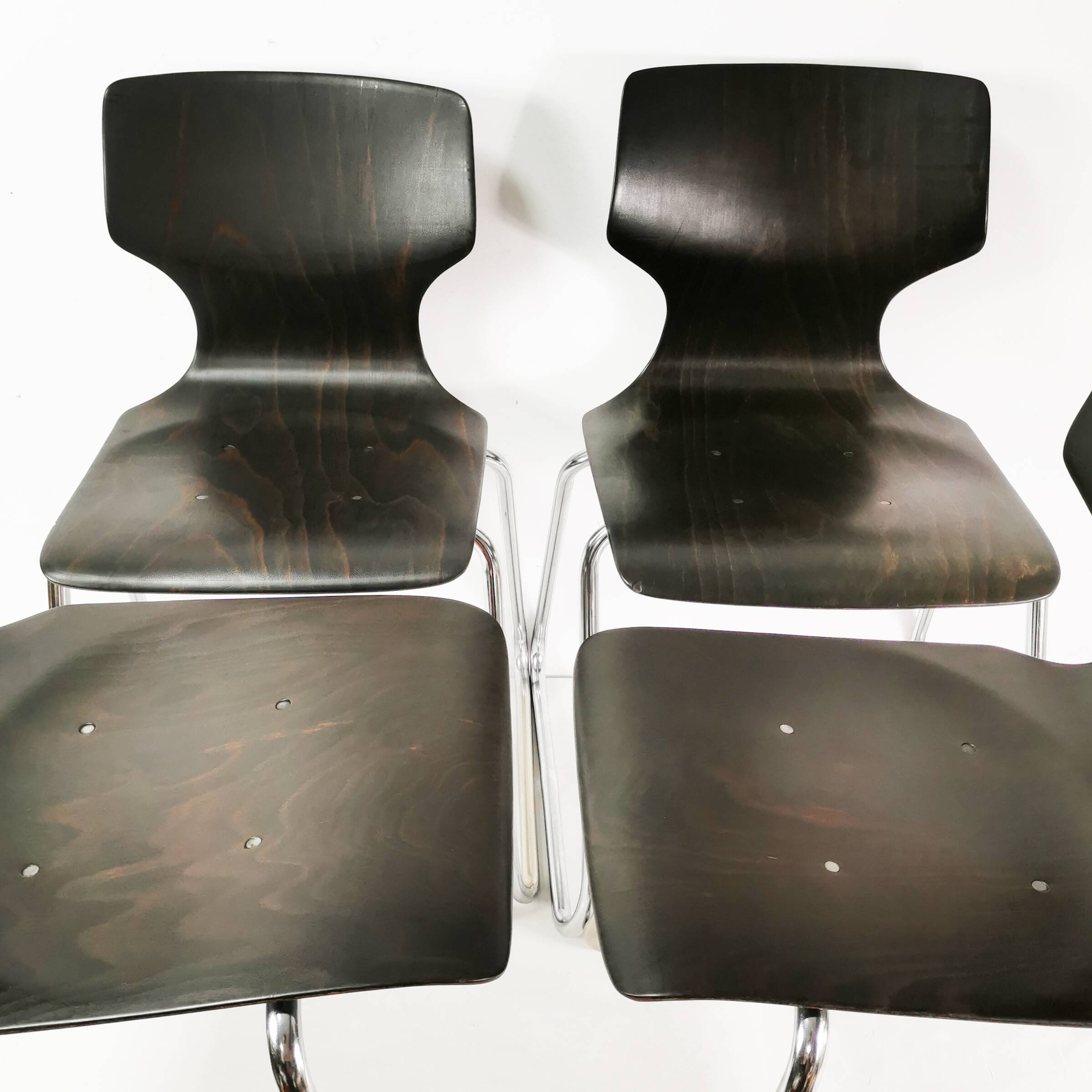 Un ensemble de chaises modernistes Pagholz Flototto, Allemagne, années 1970.