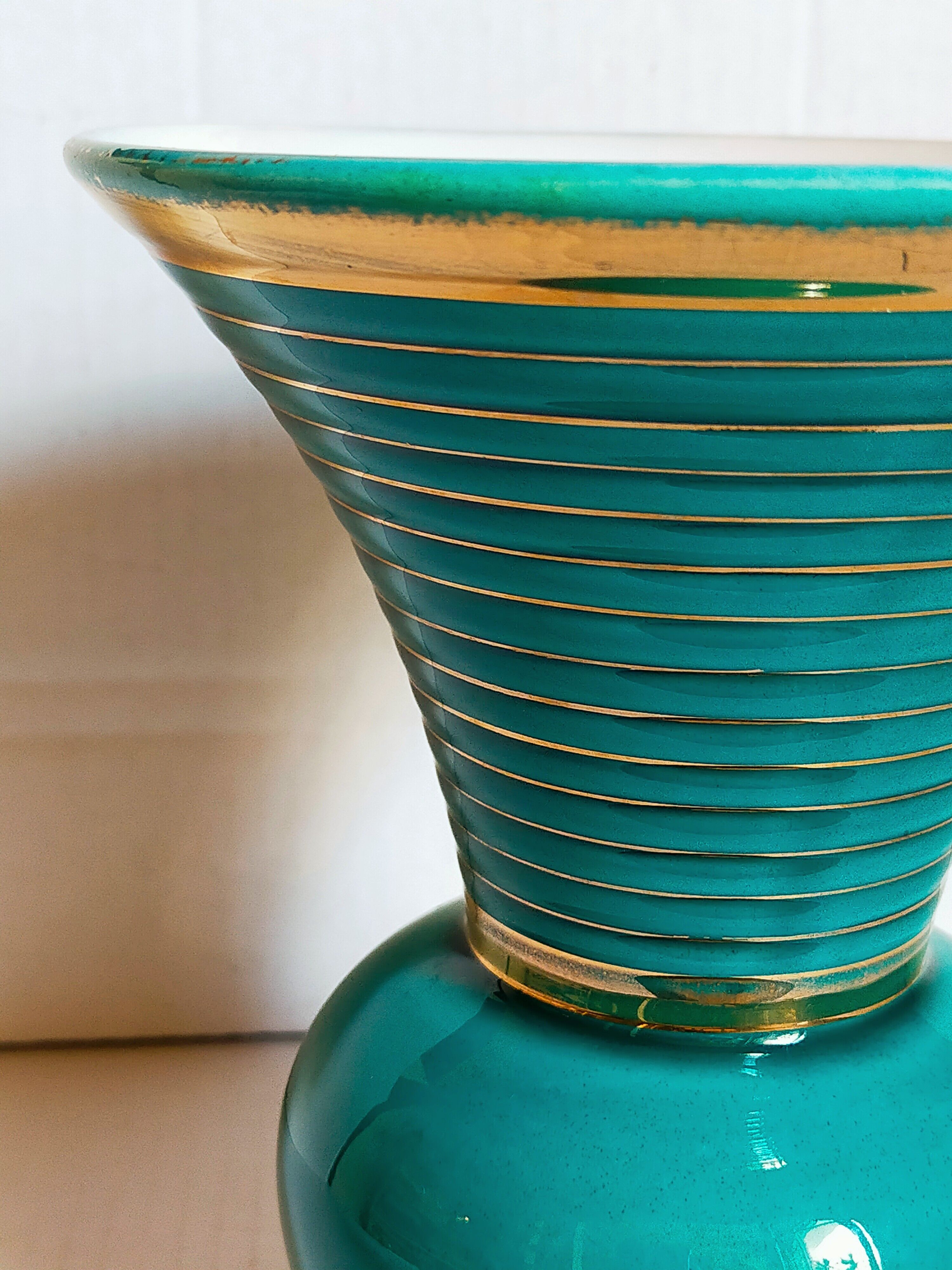 Art-deco vase in green and gold slip