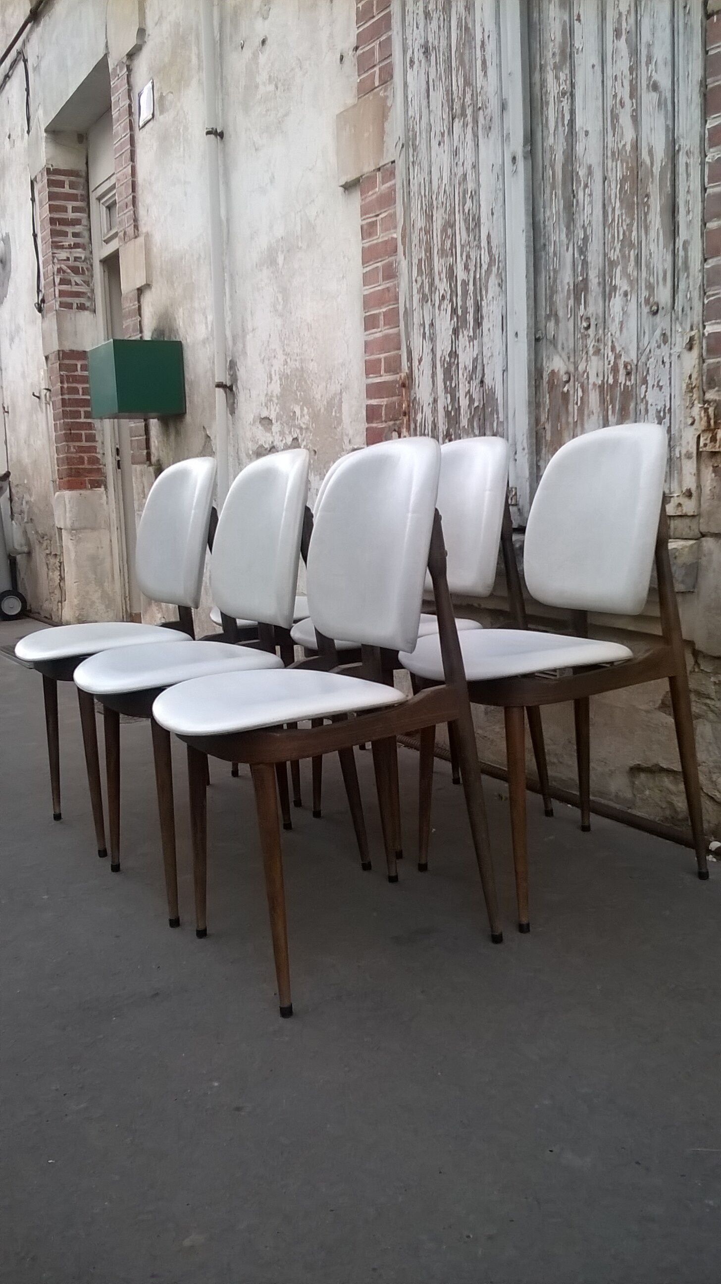 six Baumann Chair model Pegasus