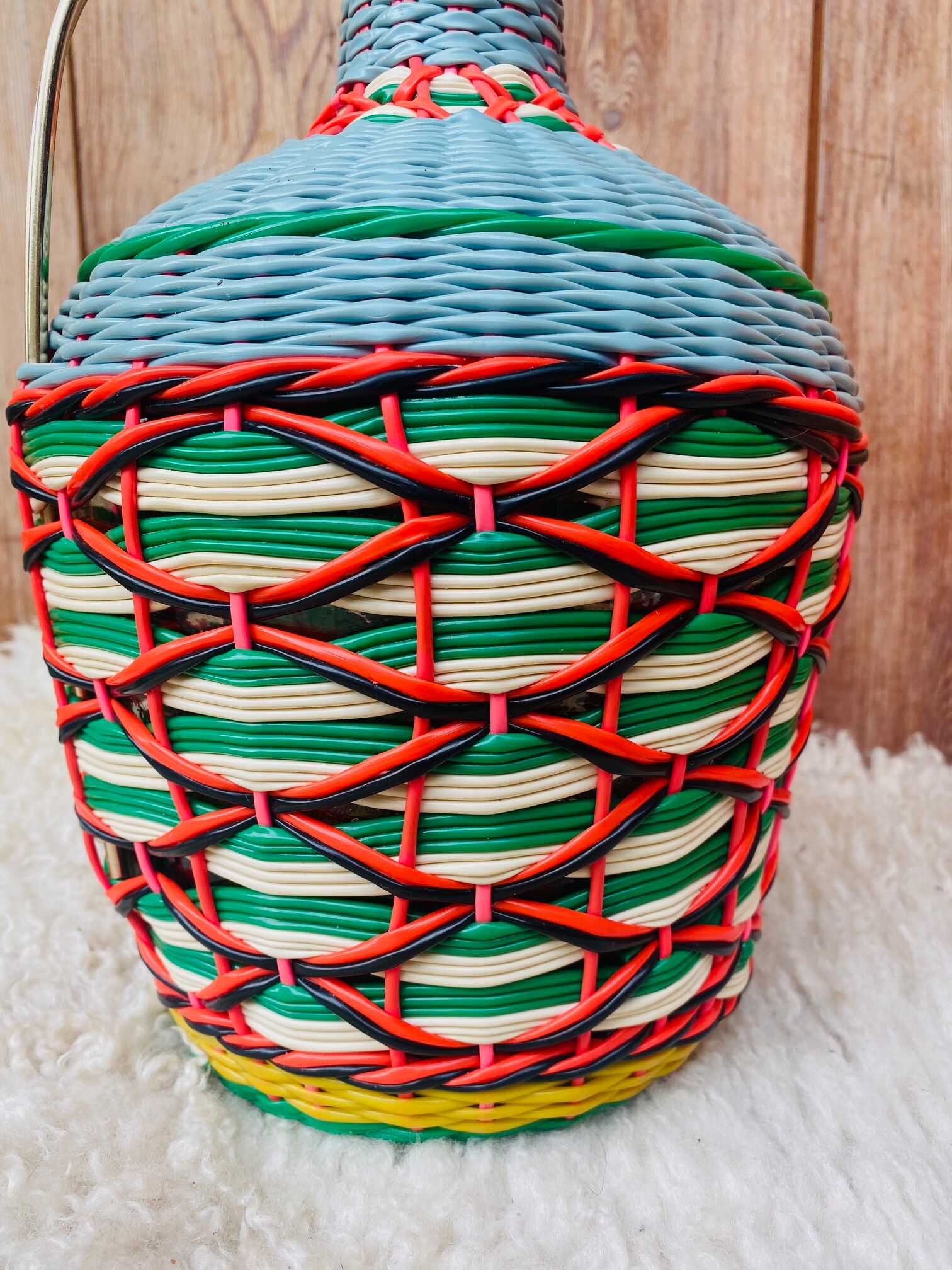 Duo of Dame Jeanne scoubidou 60s.