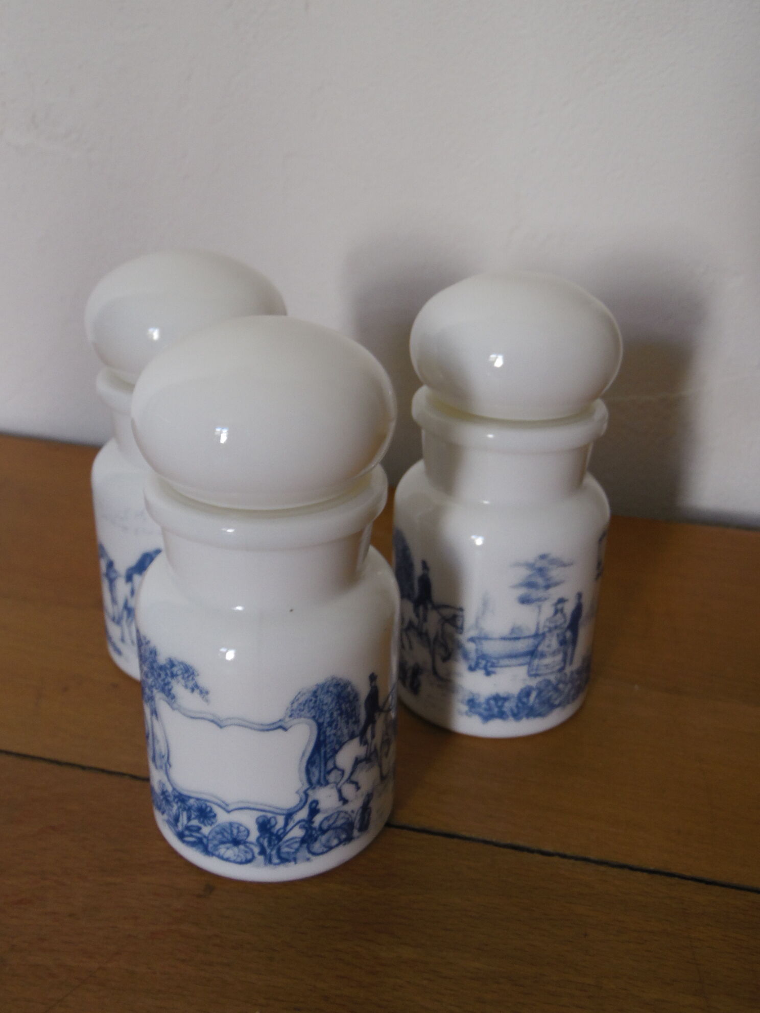 Lot 3 pots epices opaline
