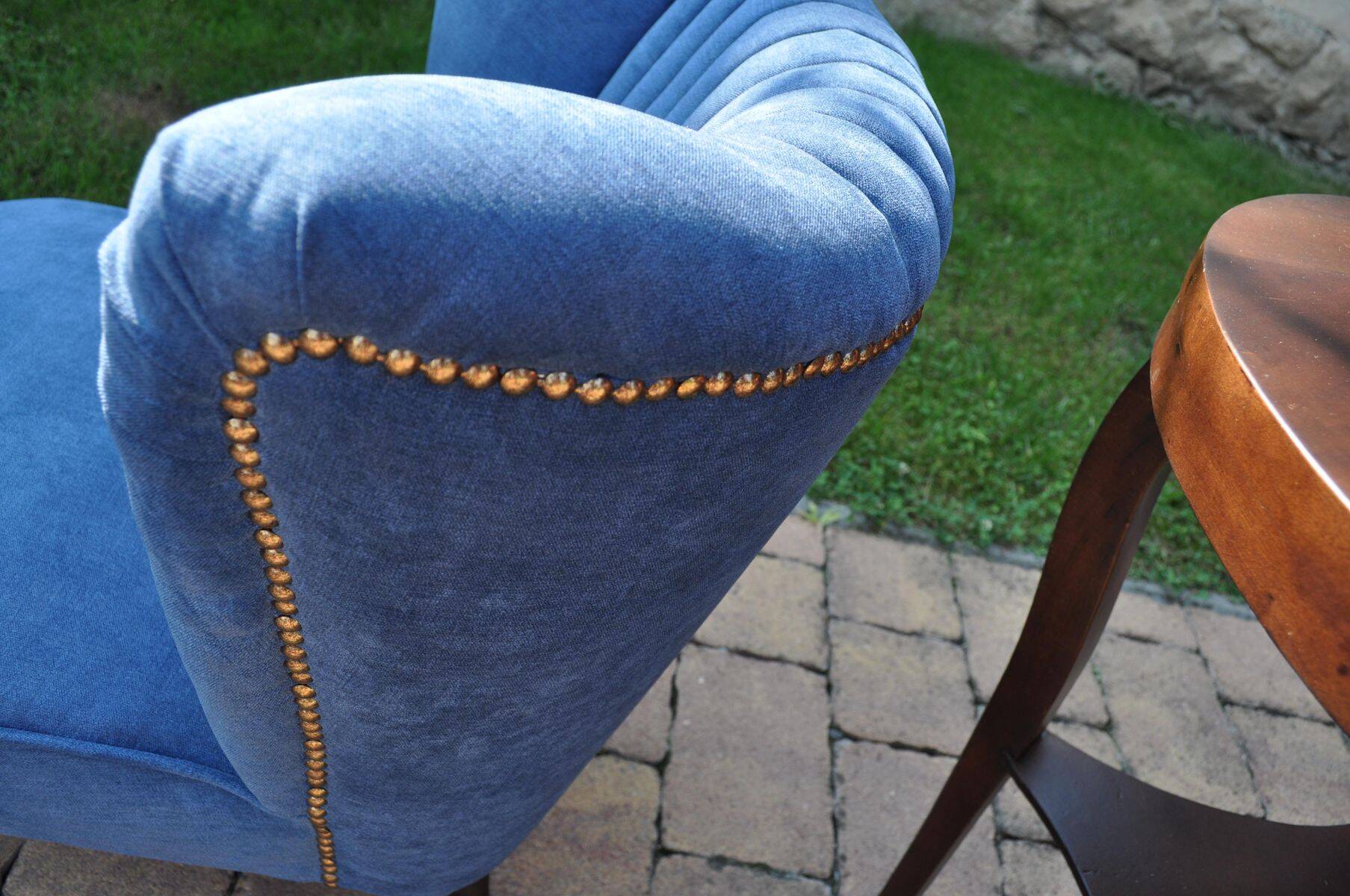 Paire de chaises cocktail bleues en tissu et bois, années 1950 Mid-Century