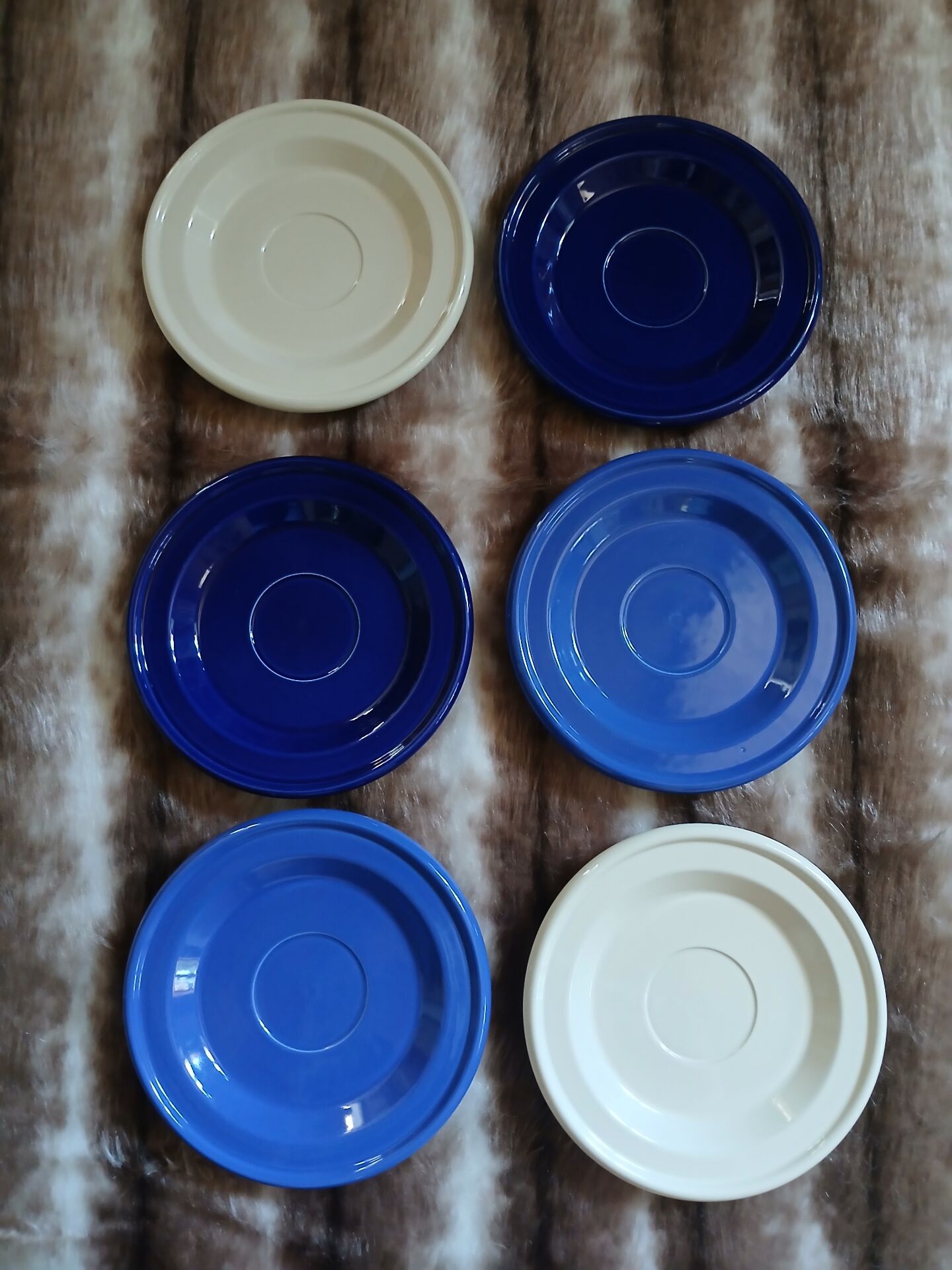 6 antique Émile Henry cups
