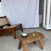 Table d'appoint ou tabouret en teck blond quadripode H:30 L43 l27