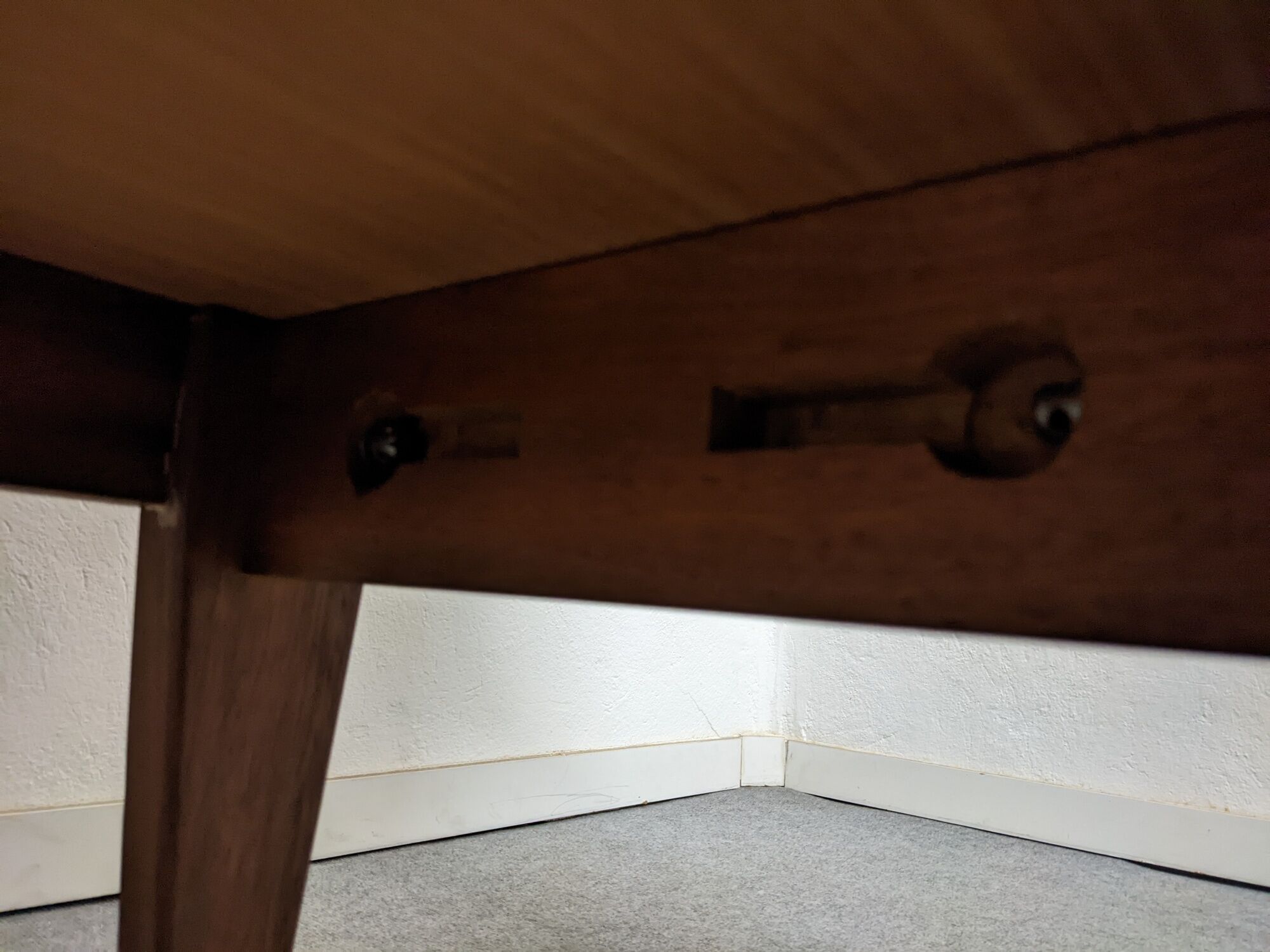 Storage cabinet showcase of the 50s-60s