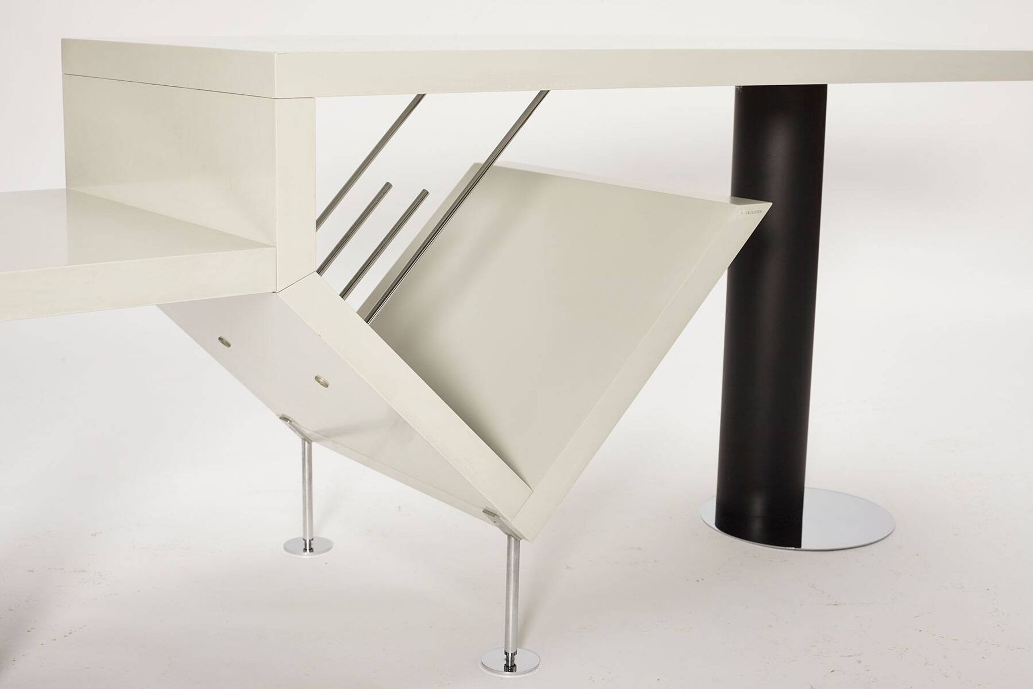 Bang & Olufsen console table
