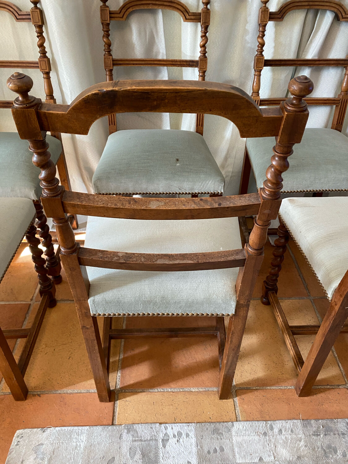 Six turned wooden chairs