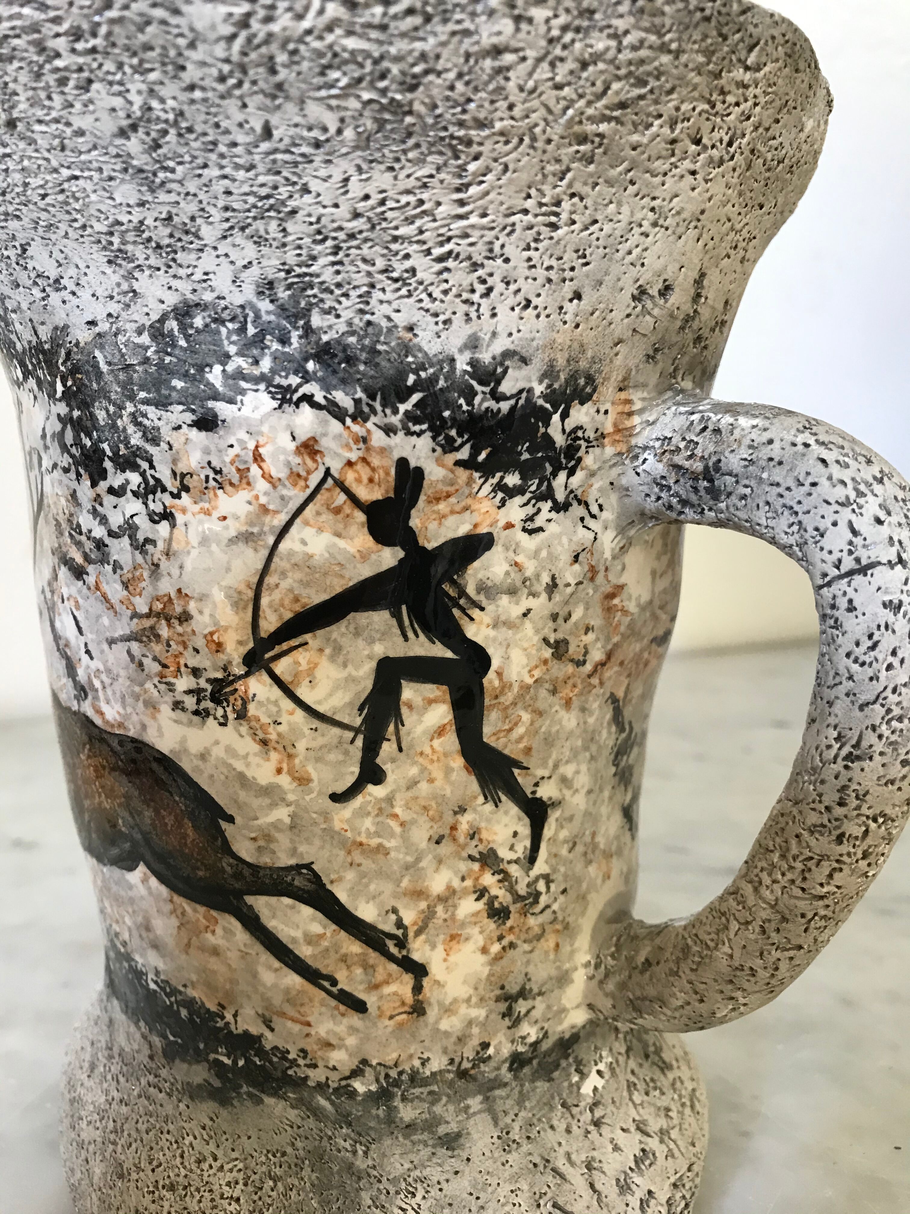 Pitcher Vallauris Rock Art