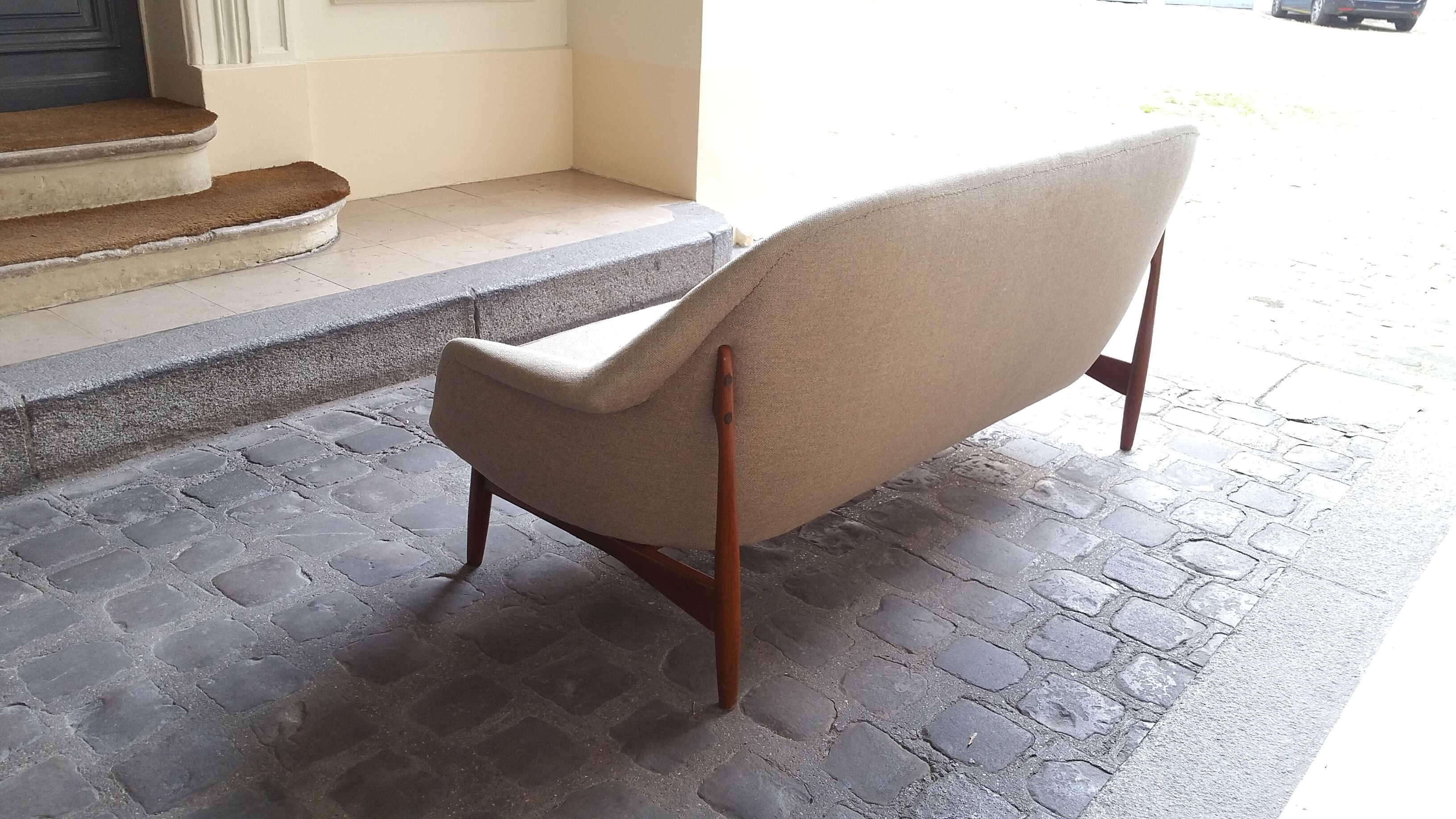 Sofa organic Danish Ib Kofod - Larsen for Carlo Gahrn of 1957
