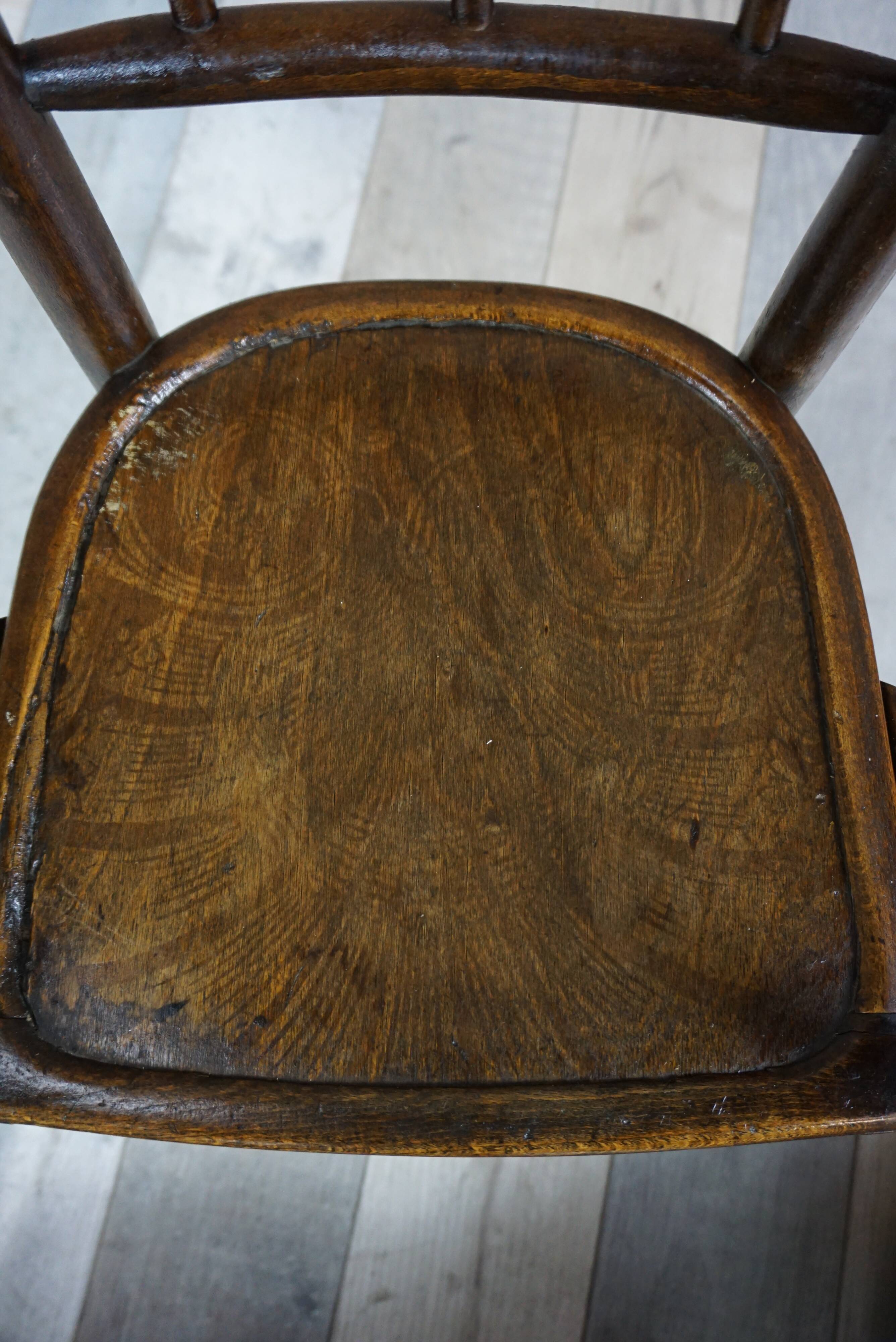 Early 20th century curved wooden chair