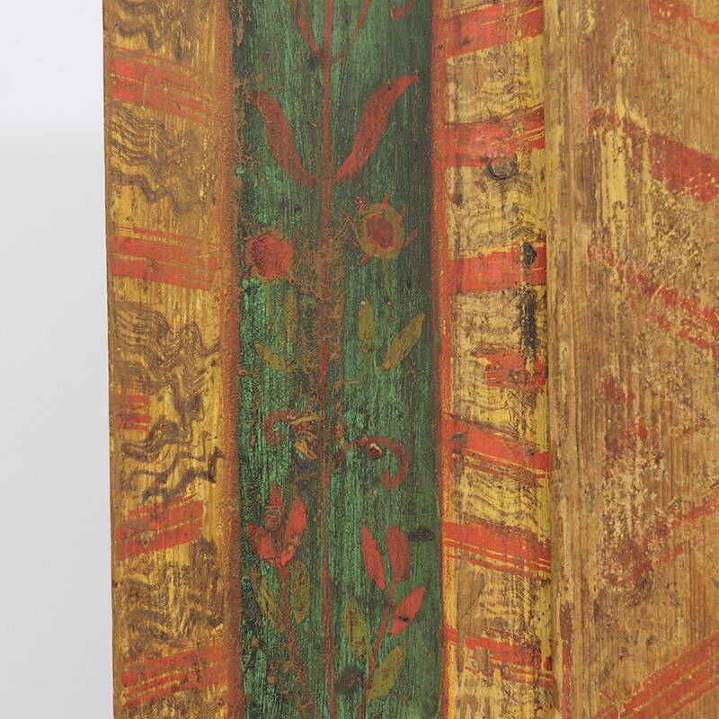 Armoire de mariée peinte d'art populaire