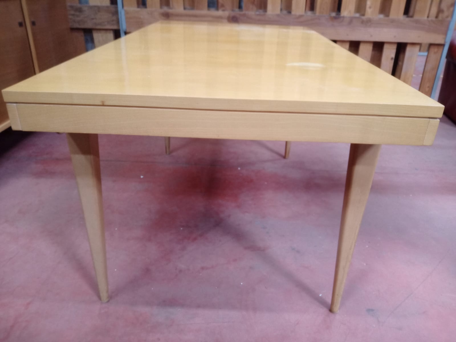 Fresne dining room table