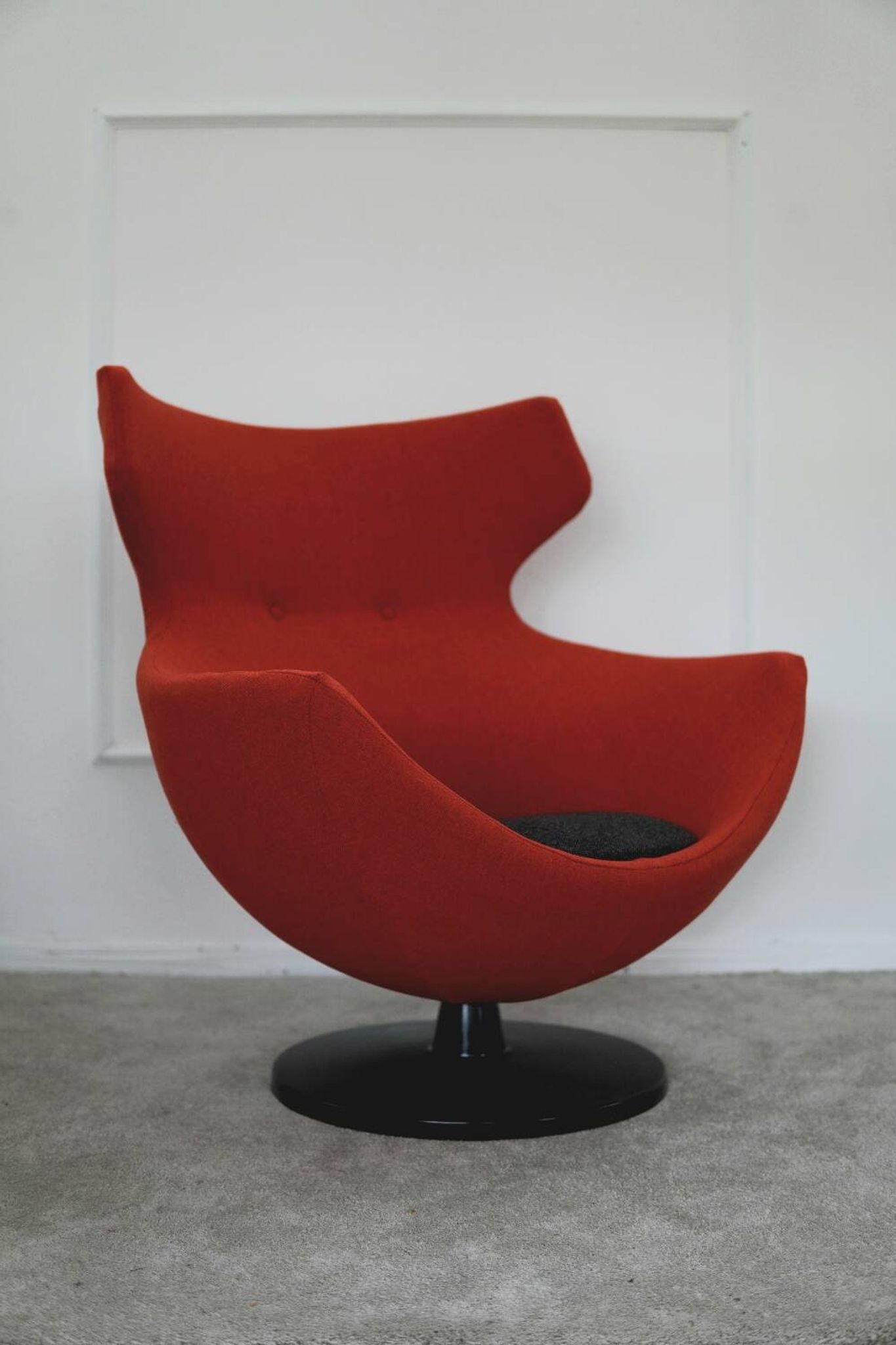 Jupiter armchair by Pierre Guariche