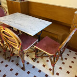 Bistro table in white marble