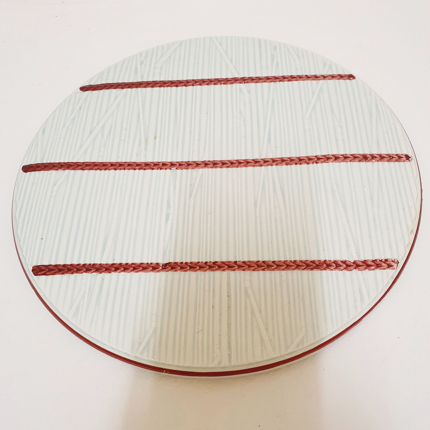 Vintage earthenware trivia