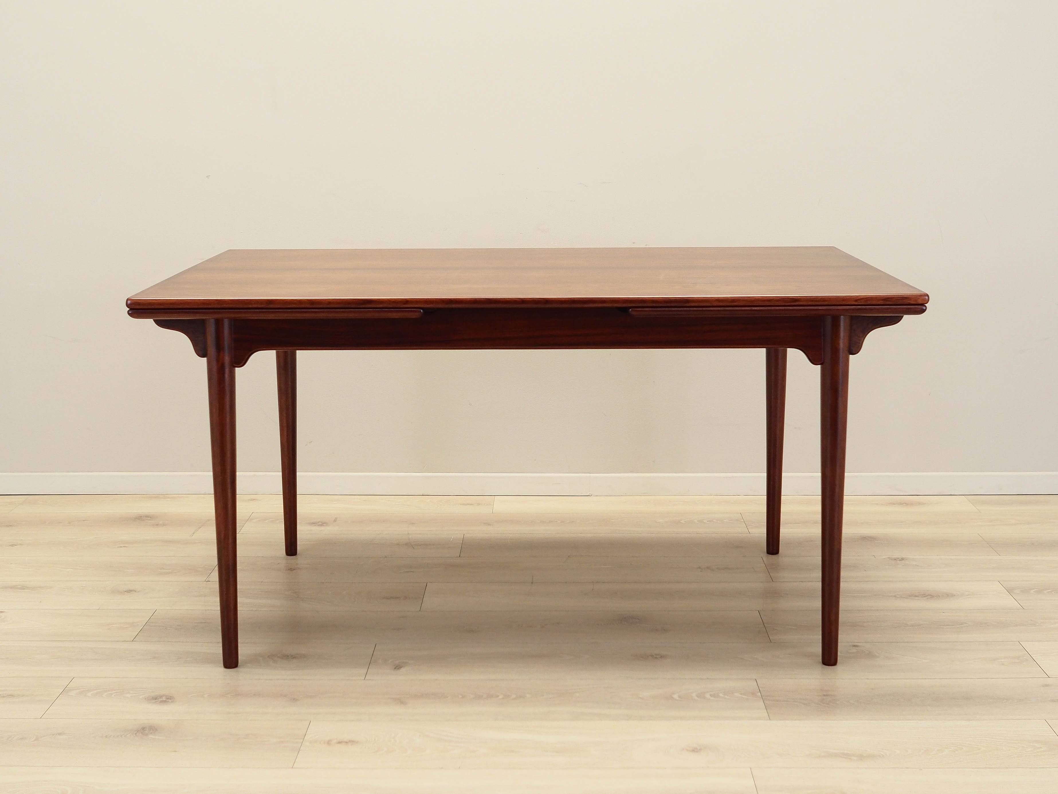 Rosewood table, Danish design, 1970s, manufacturer: Omann Jun, designer: Gu