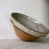 Speckled stoneware salad bowl