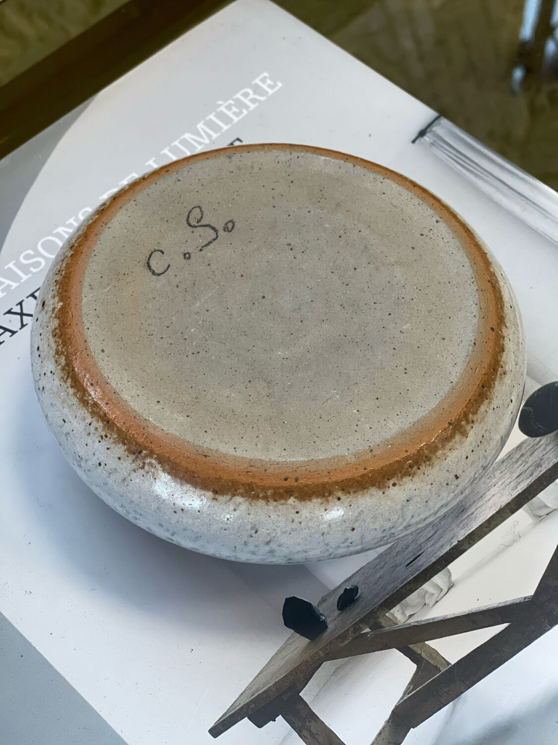 Sandstone flower spade