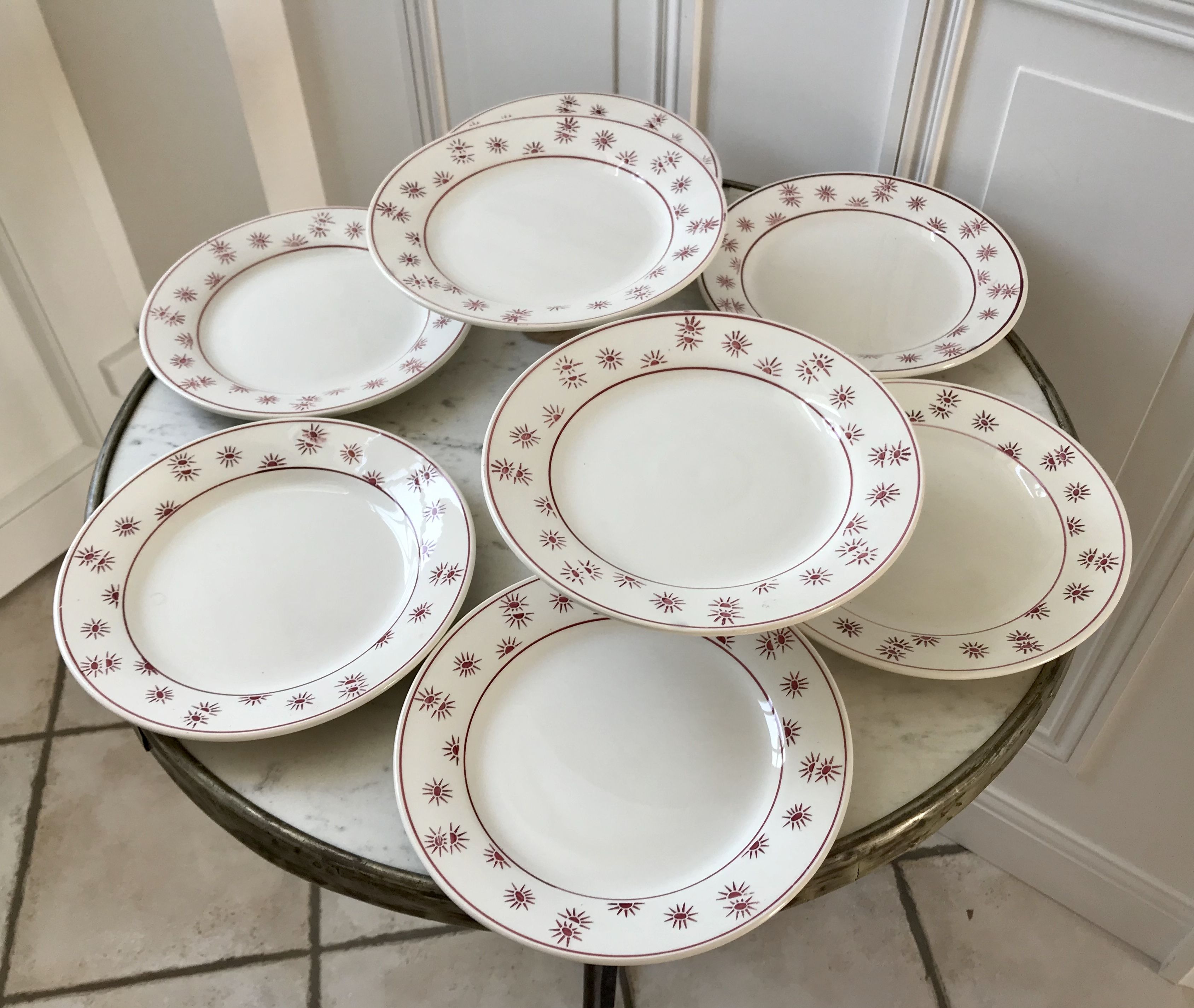 Set of 8 dessert plates Digoin Sarreguemines model "Andrée" small suns 30s
