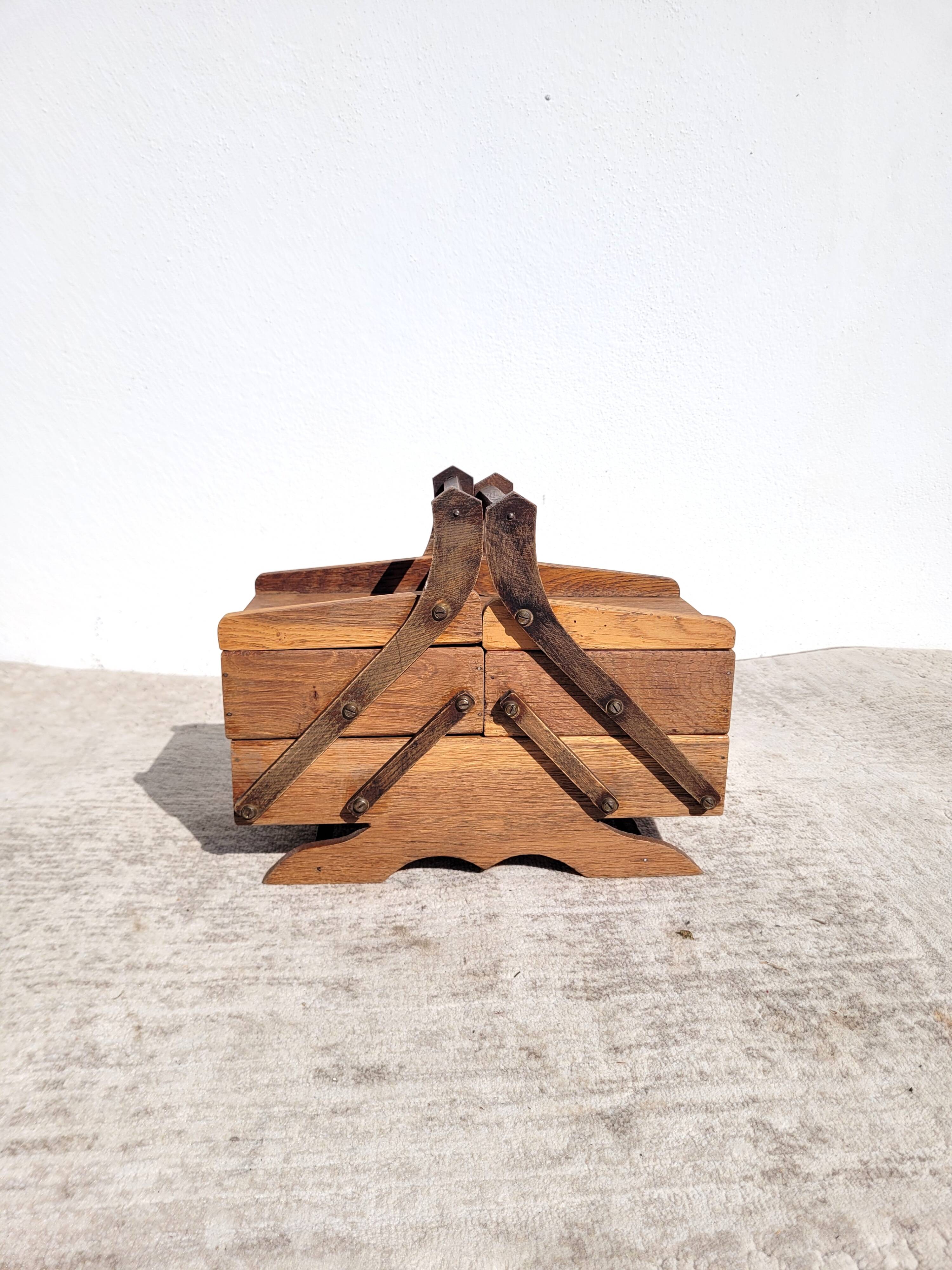 Small vintage sewing box worker