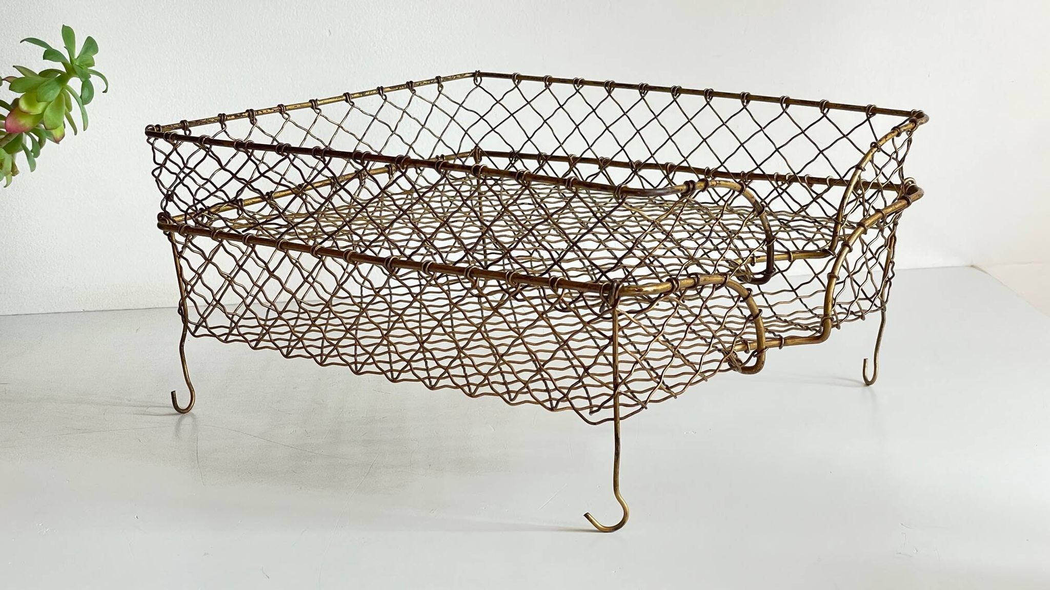 Bannettes empilables fil de laiton vintage