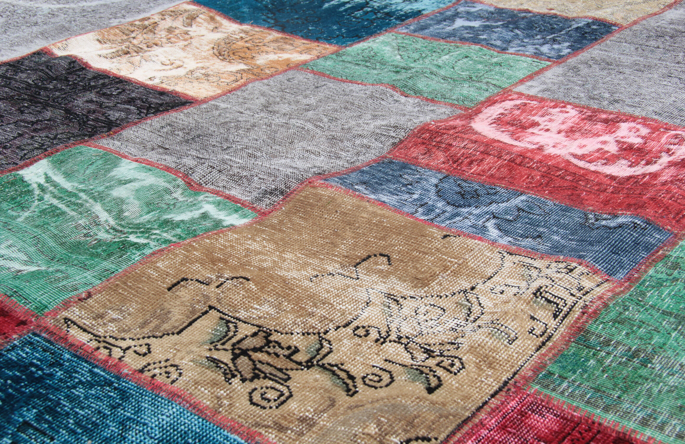Bold patchwork area rug handwoven oriental wool carpet- 200x300cm