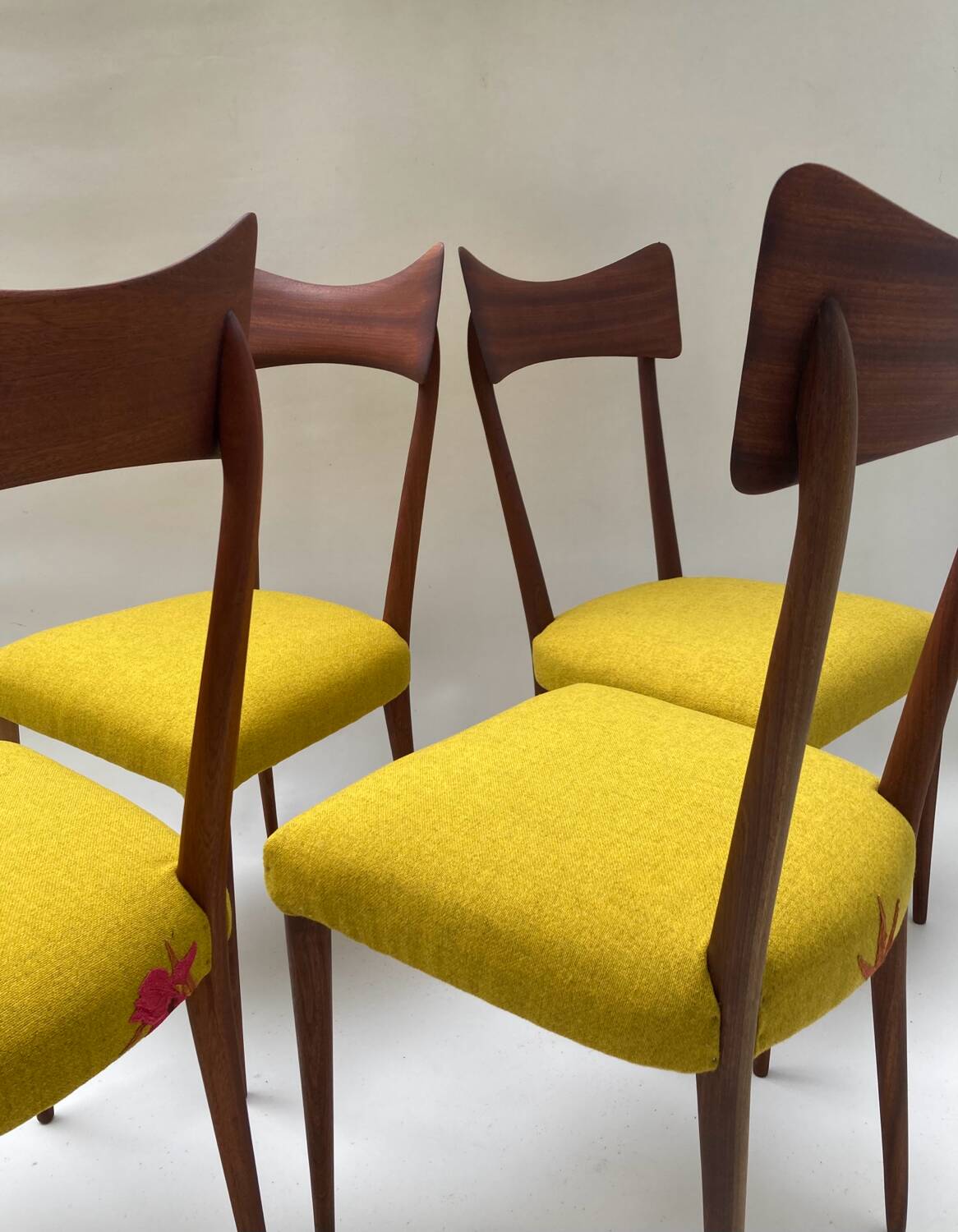 "Butterfly" chair by Ico Parisi