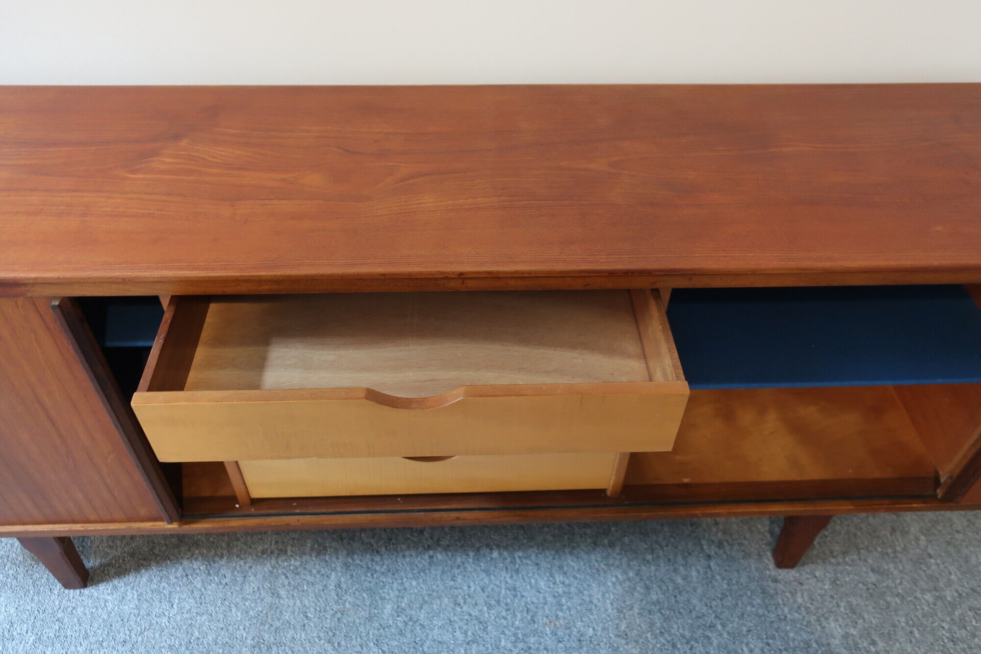 Danish teak sideboard of the 60s with accordion doors