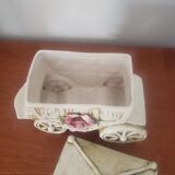 Porcelain box