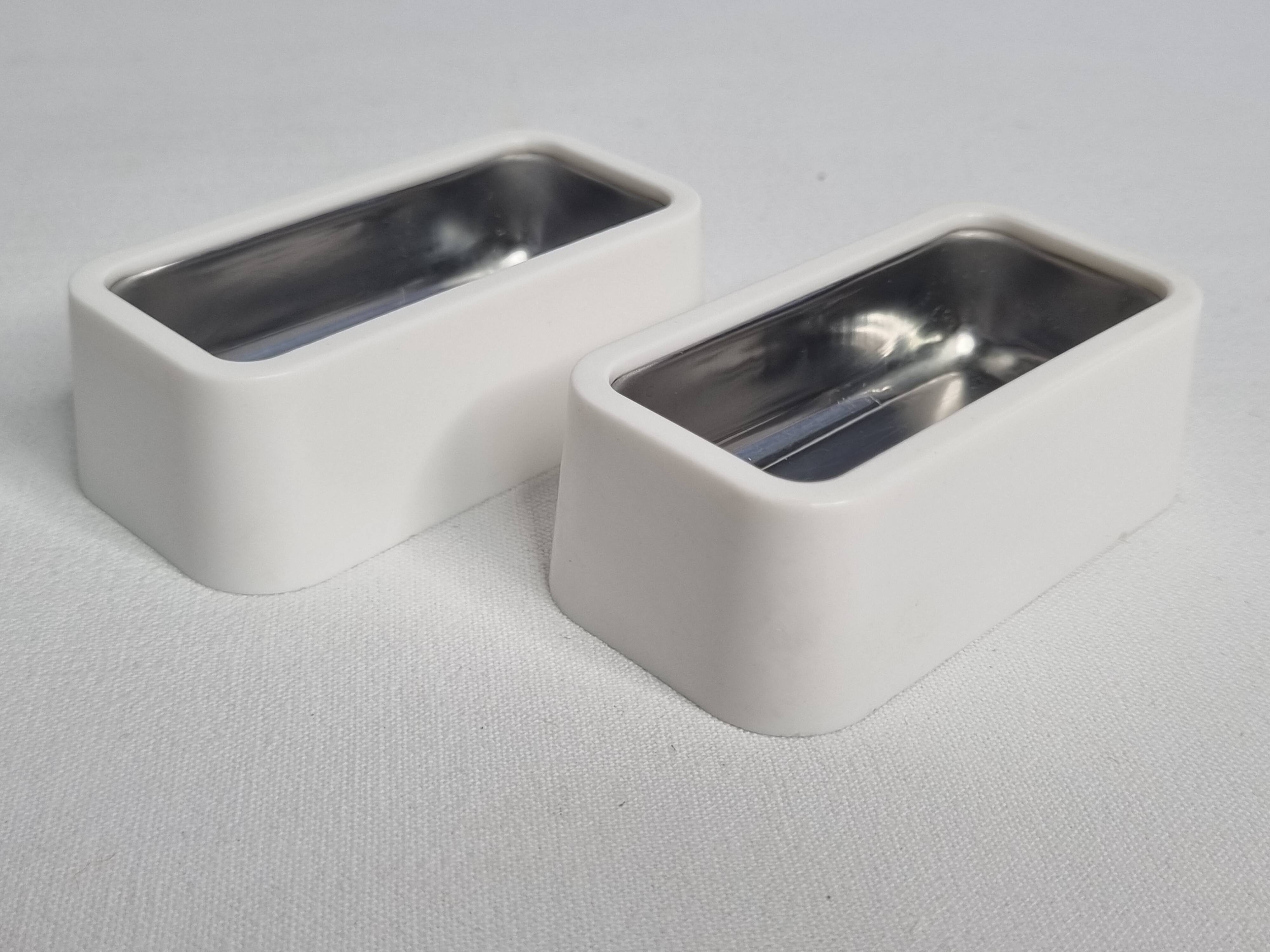 Pair of butter dishes designed by Raymond Loewy, 1970 edition, 8 cm