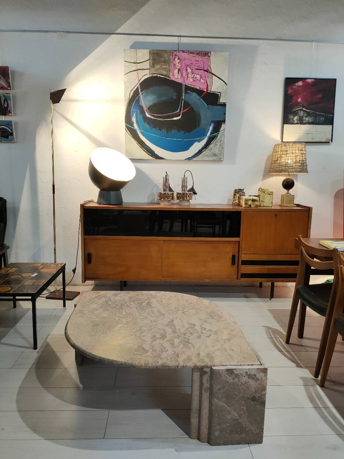 Marble coffee table, old pink water drop shape