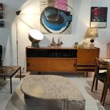 Table basse en marbre, forme goutte d'eau vieux rose
