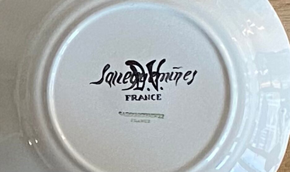 5 talking plates "saving" Sarreguemines