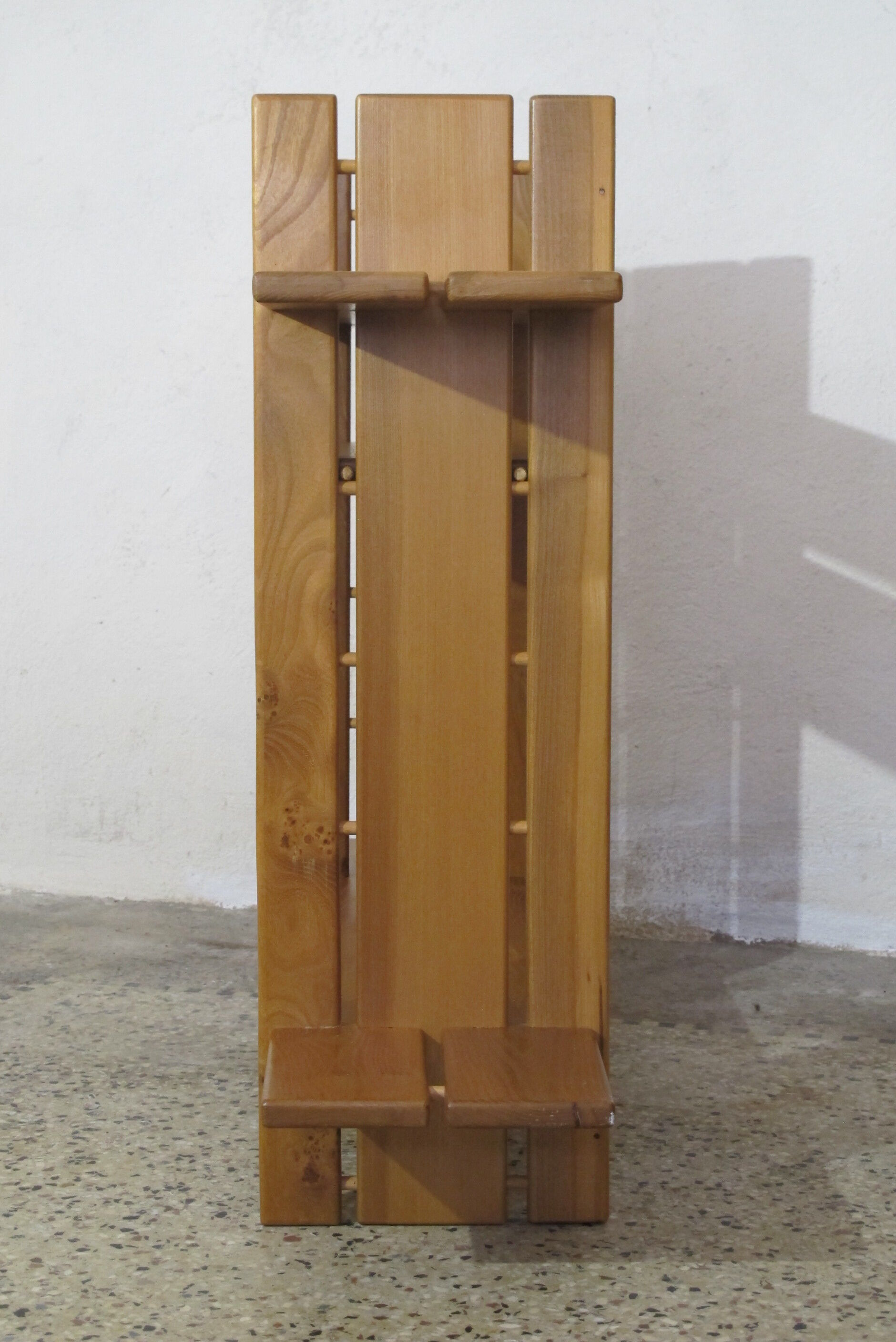 Wall shelf House Regain, massive elm of the 70s